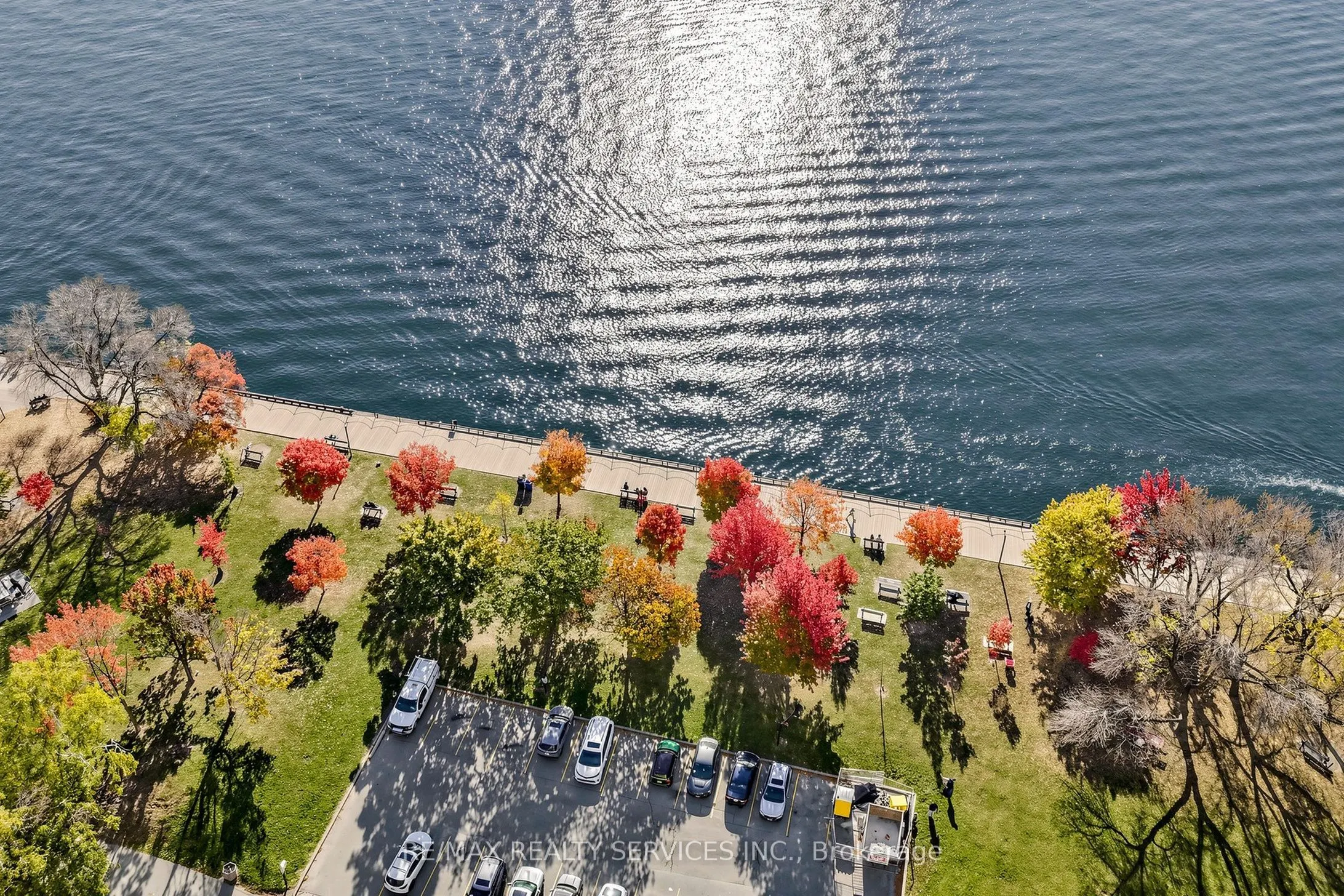33 Harbour Square #2803