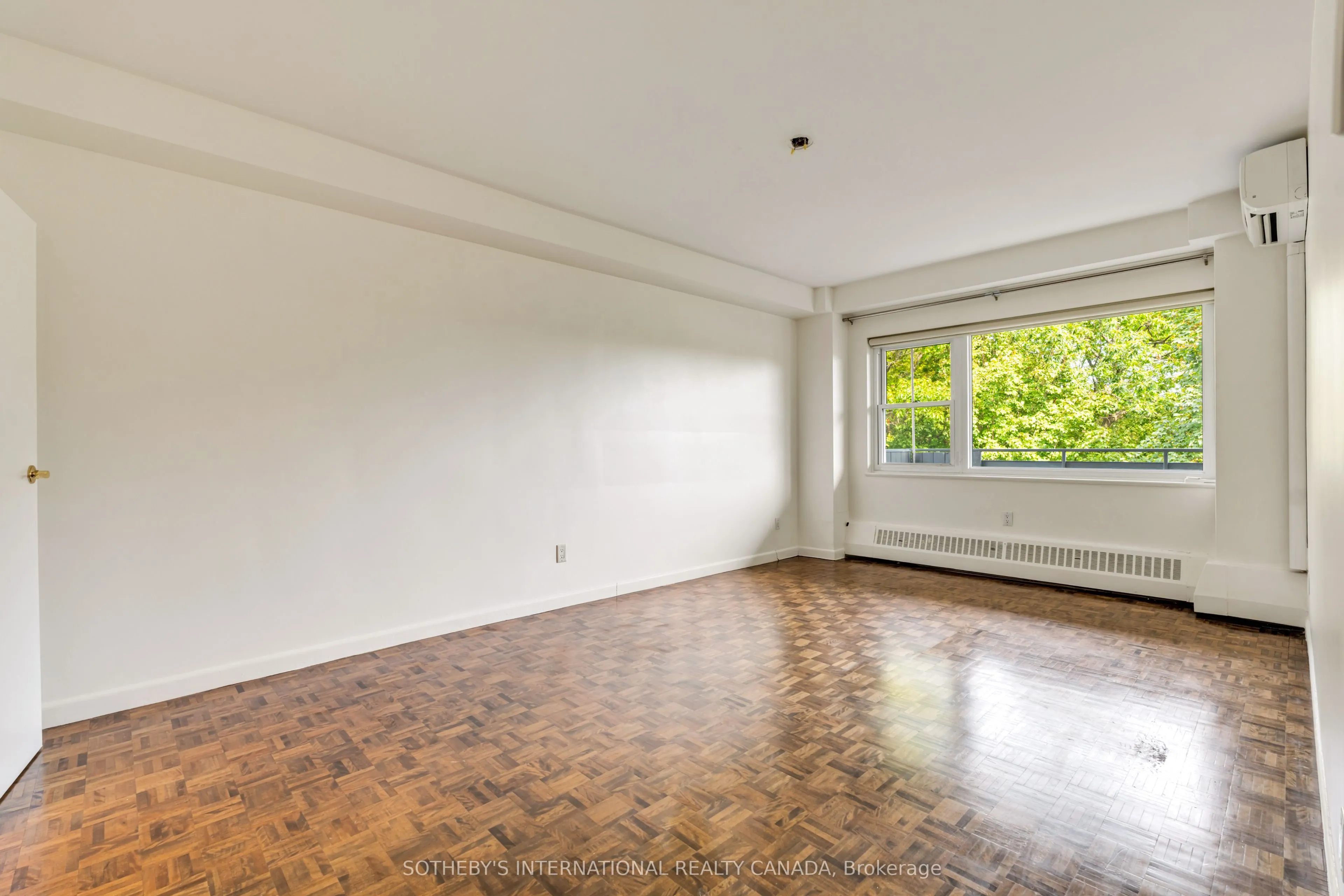 21 Dale Avenue #945
