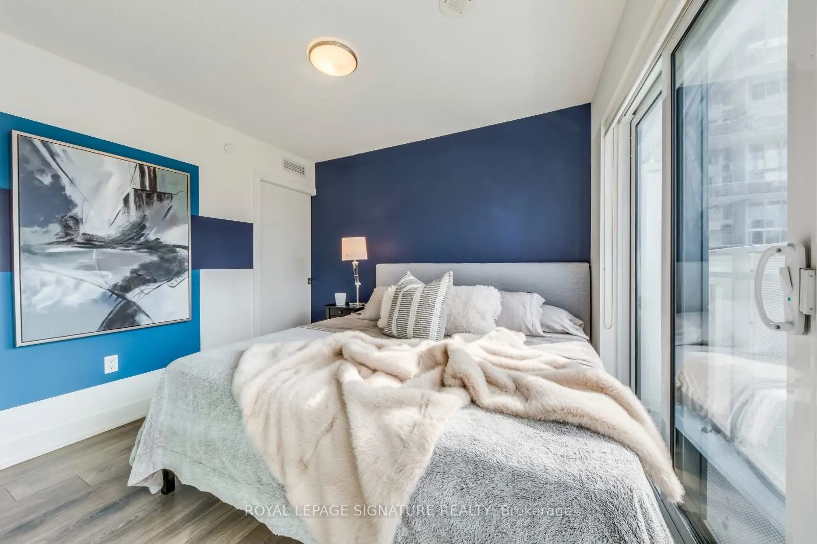 89 McGill Street #1011