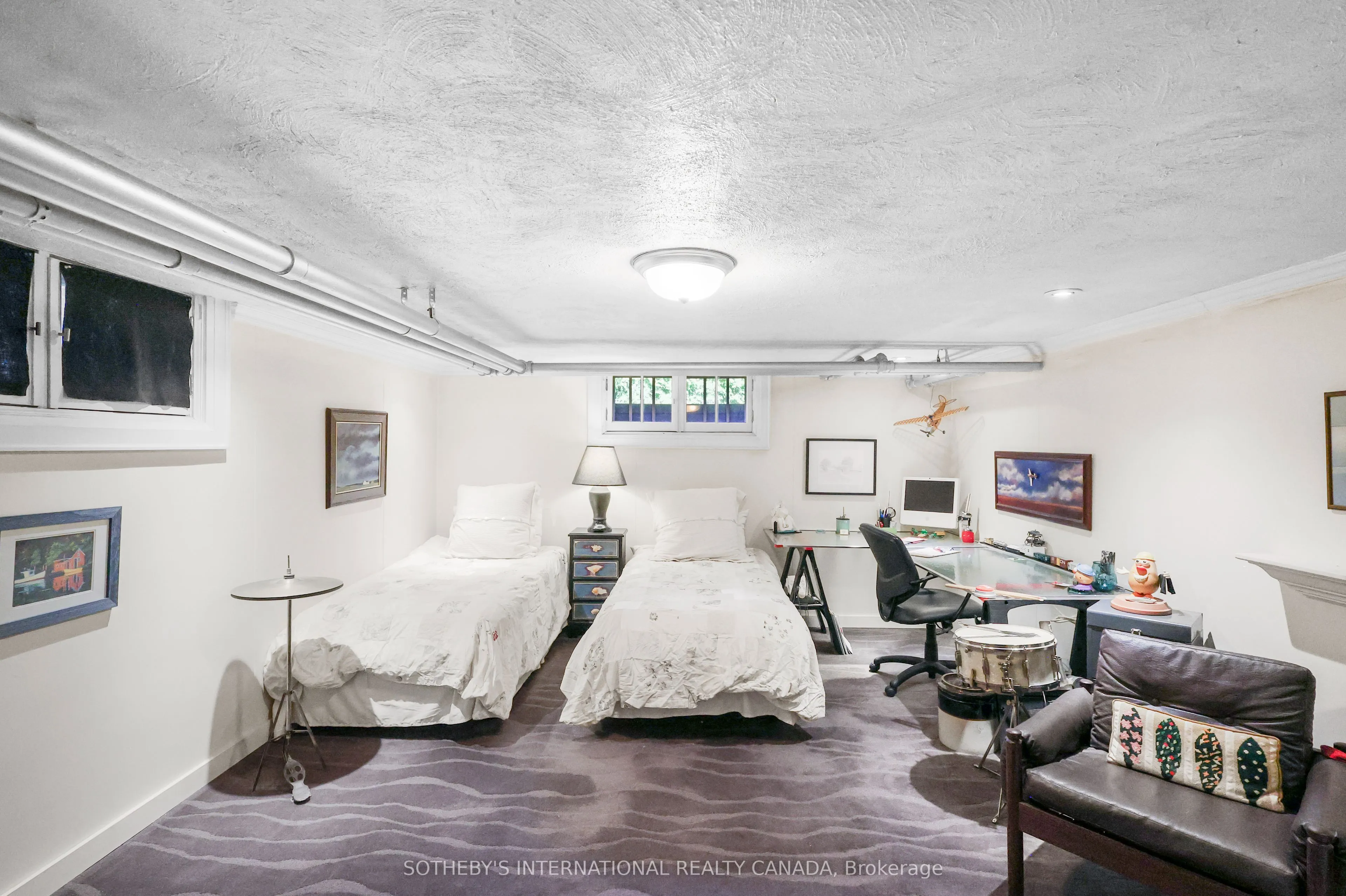 40 Teddington Pk Avenue