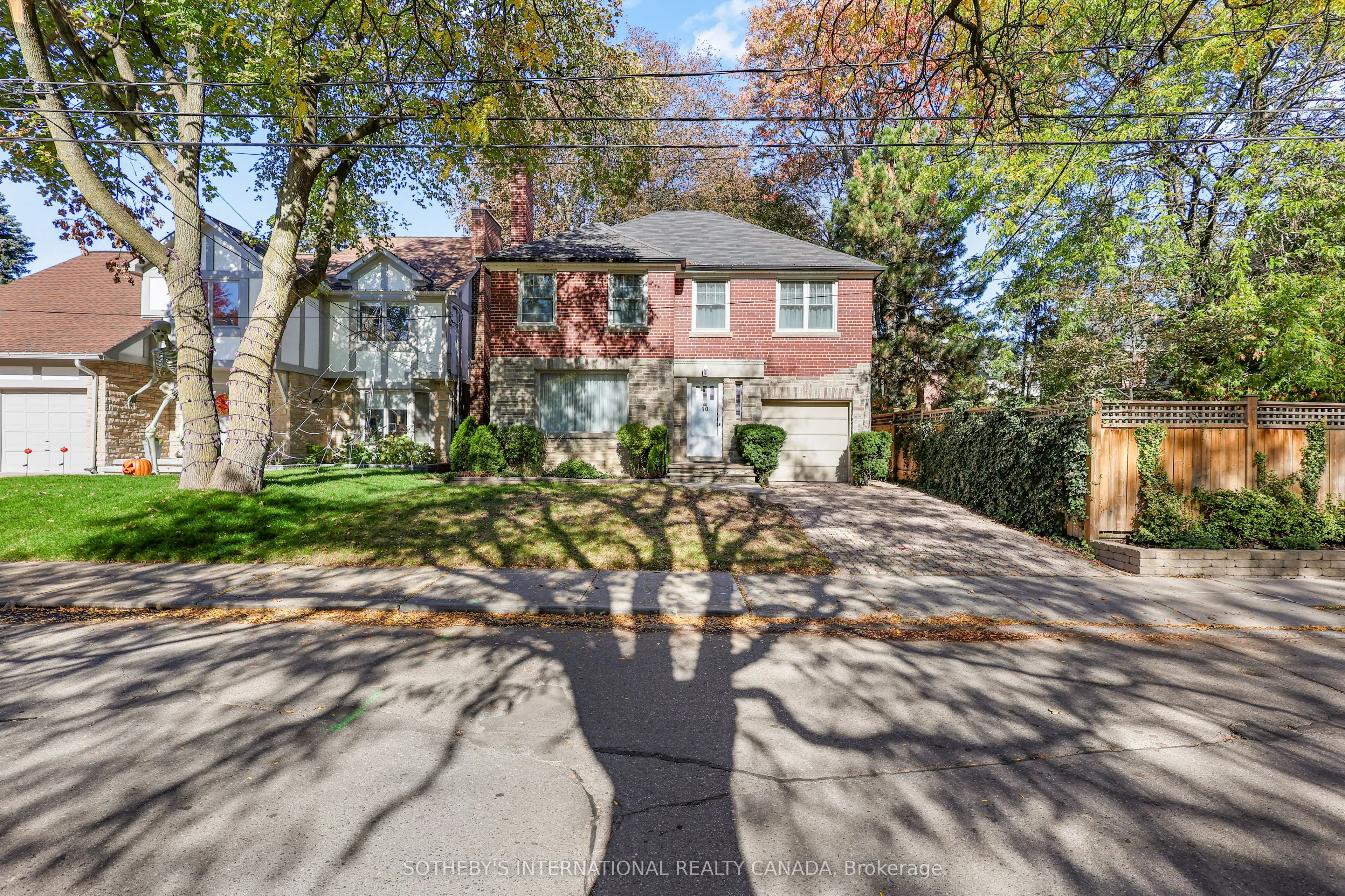 40 Teddington Pk Avenue