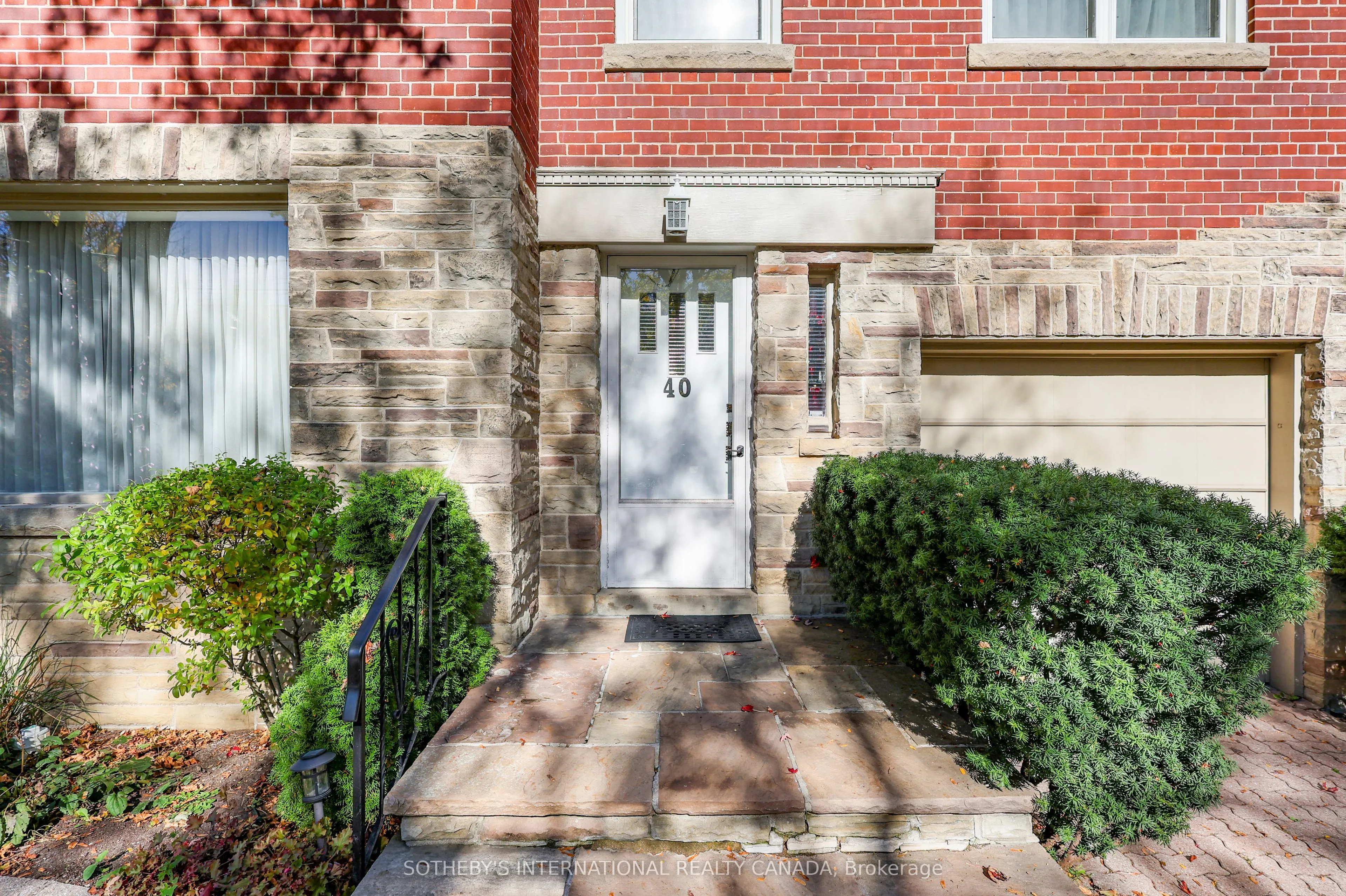 40 Teddington Pk Avenue