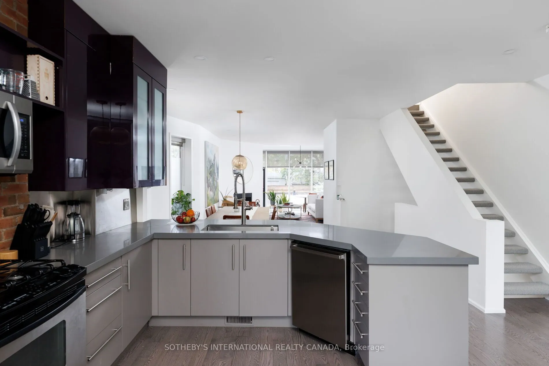 107 Macpherson Avenue