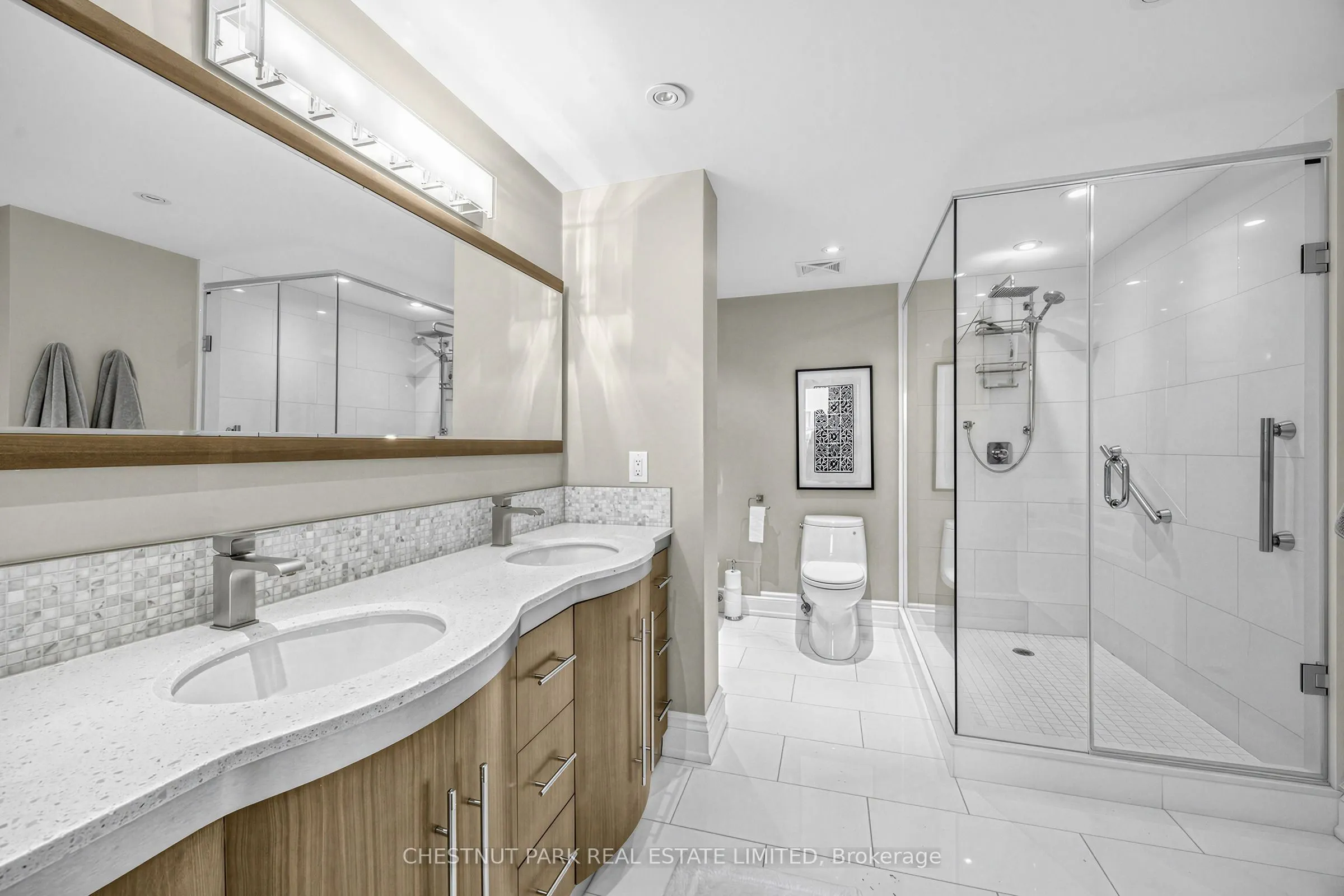 55 Prince Arthur Avenue #903
