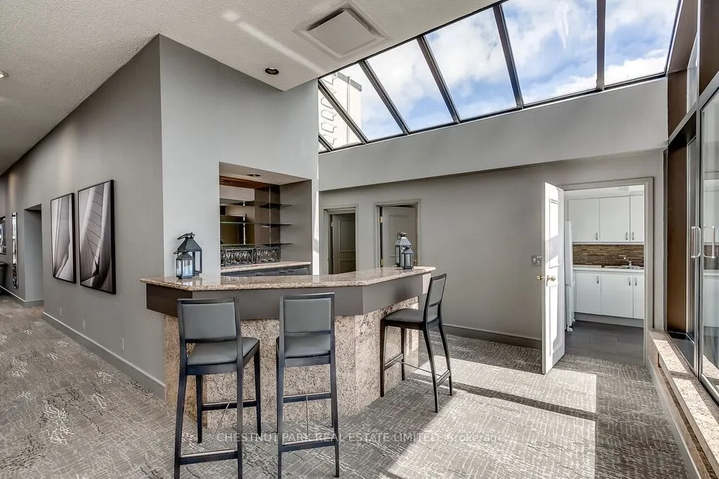 55 Prince Arthur Avenue #903