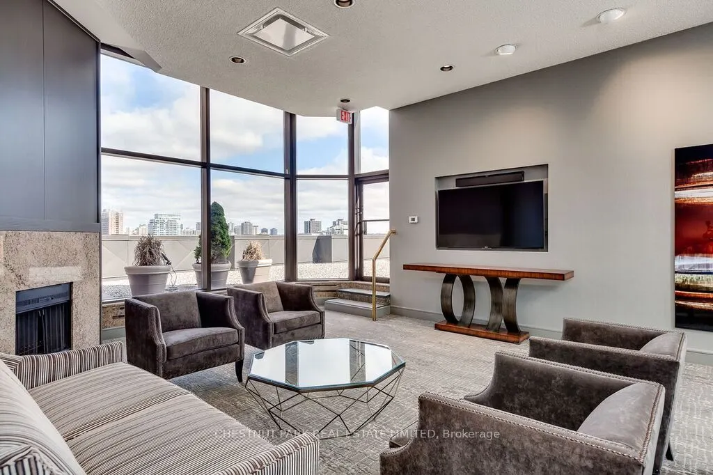 55 Prince Arthur Avenue #903