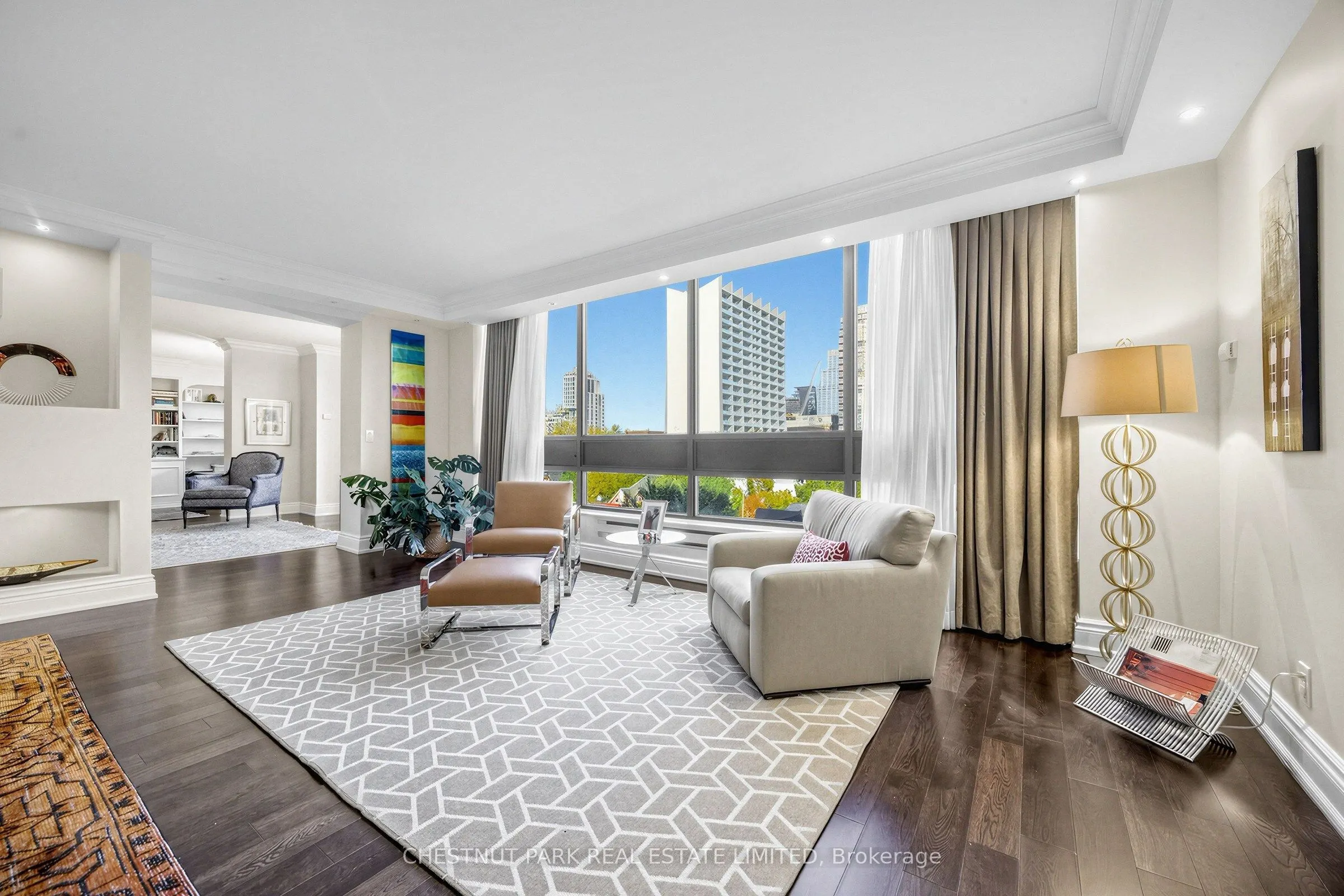 55 Prince Arthur Avenue #903