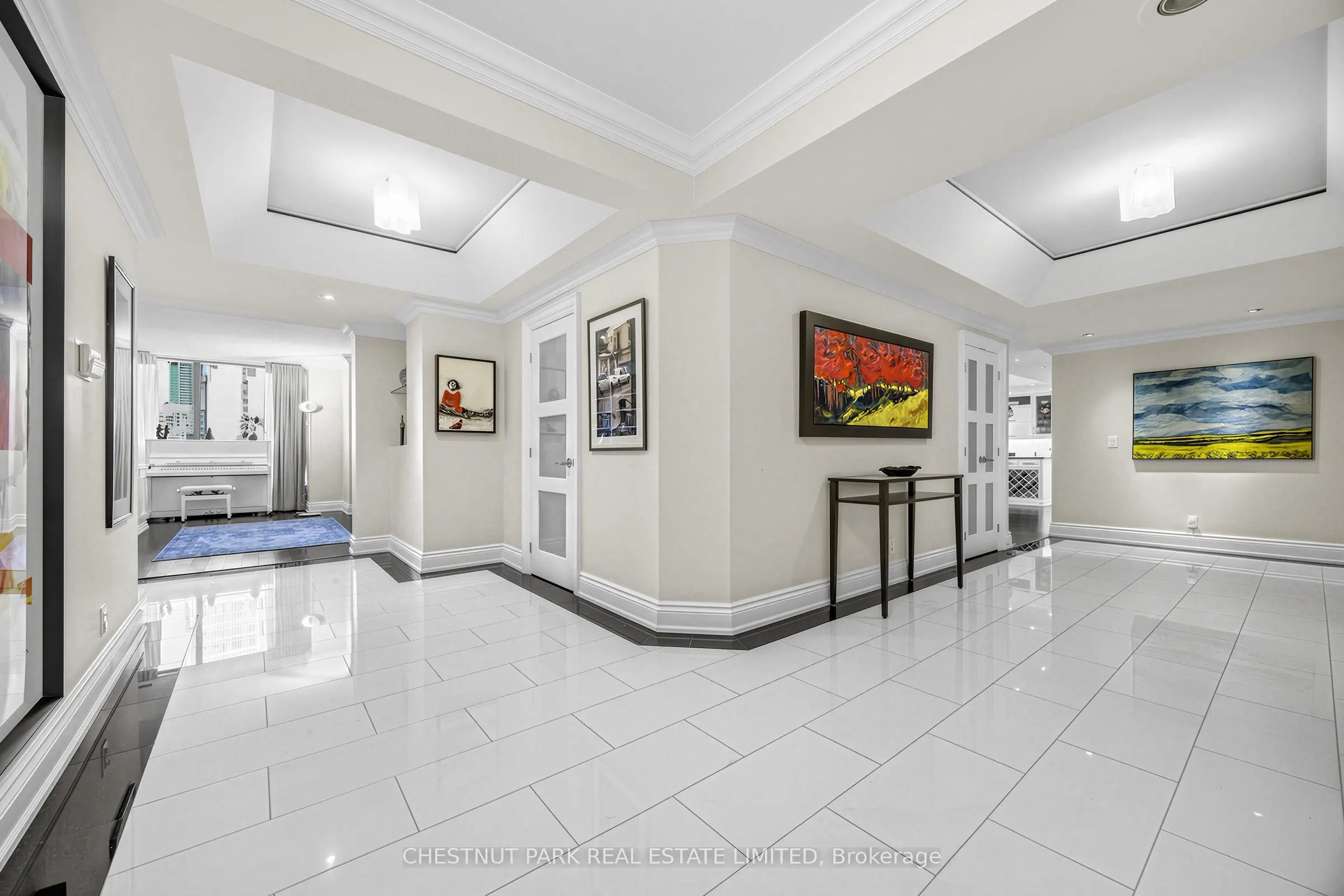 55 Prince Arthur Avenue #903