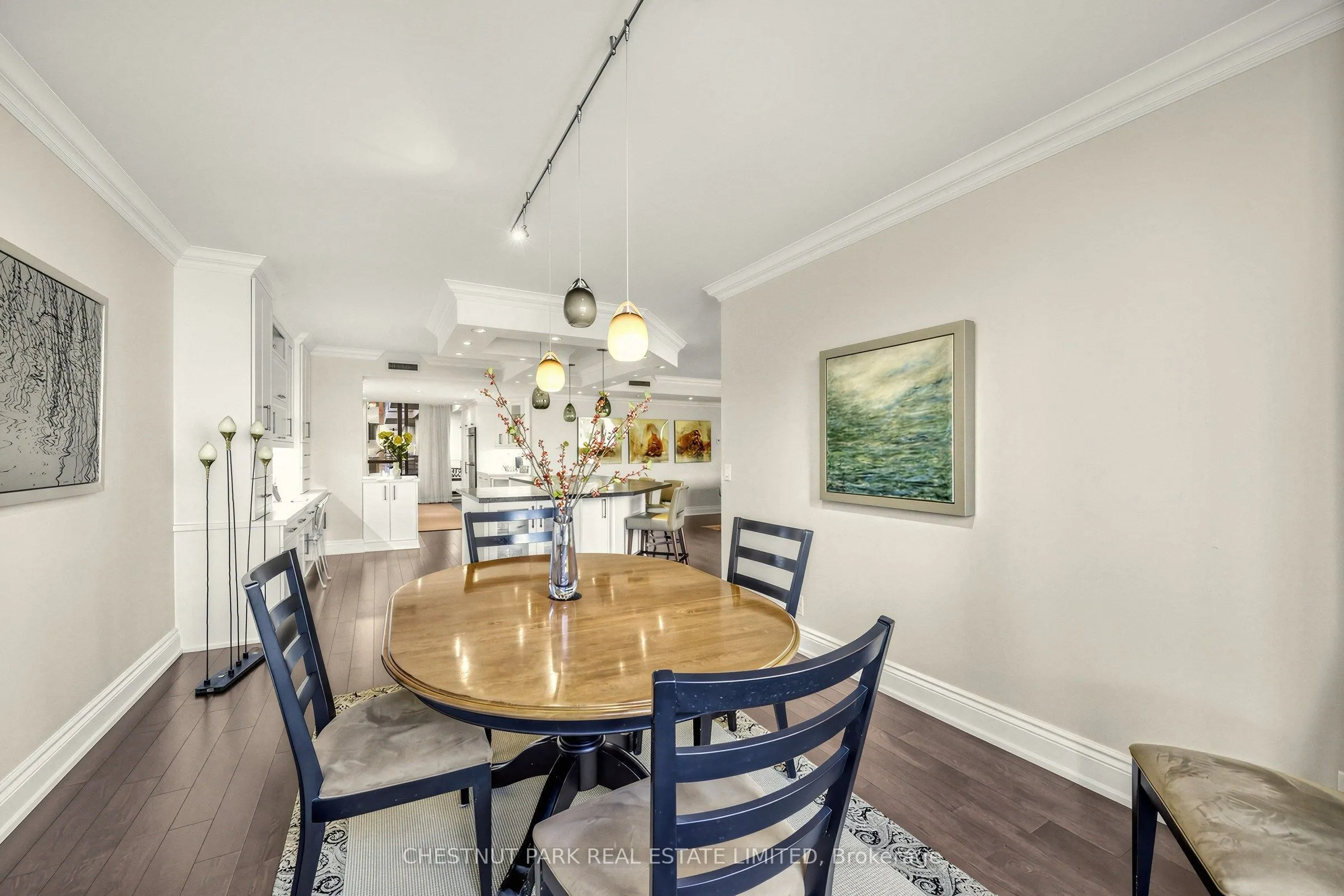 55 Prince Arthur Avenue #903