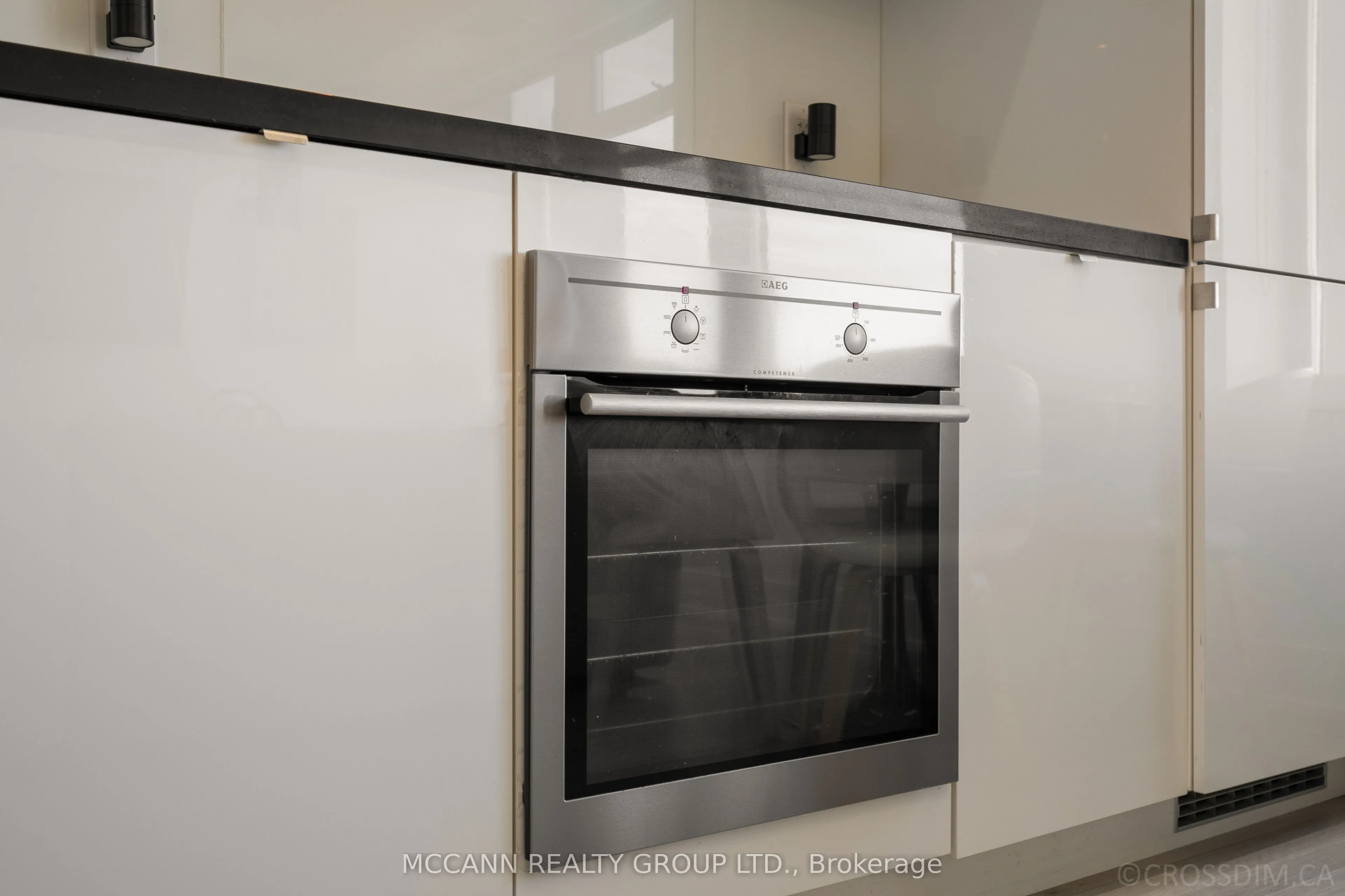 111 St Clair Avenue W #1602