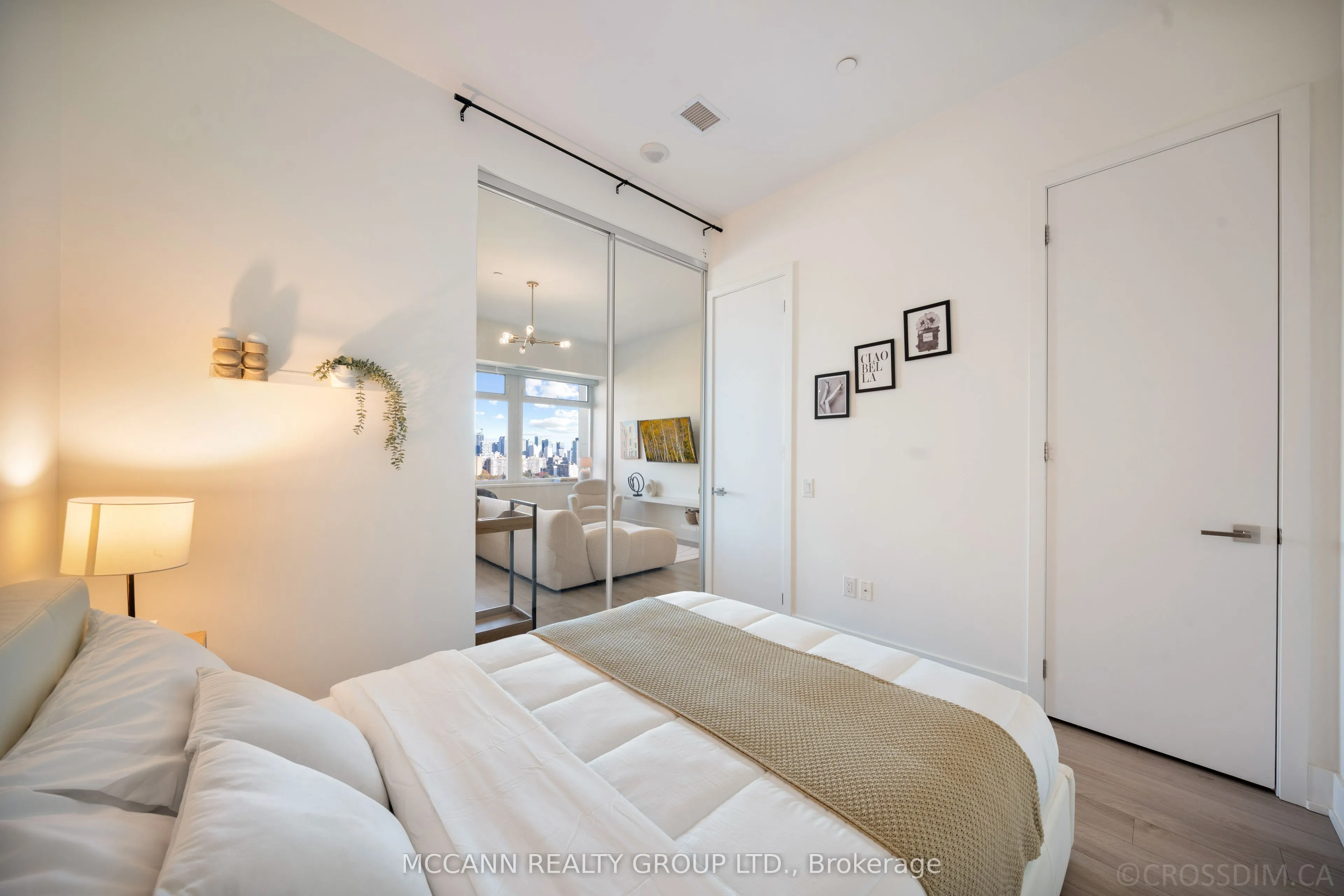 111 St Clair Avenue W #1602