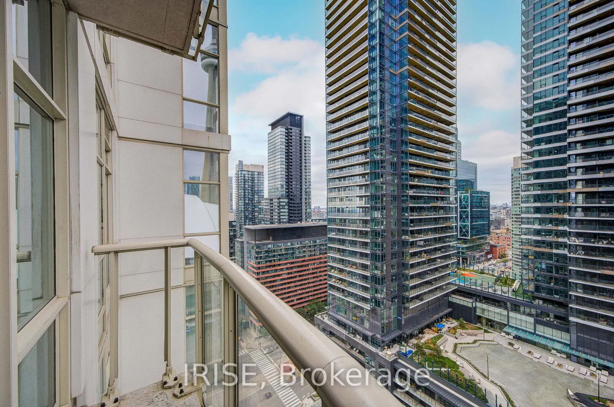 10 Navy Wharf Court #2905