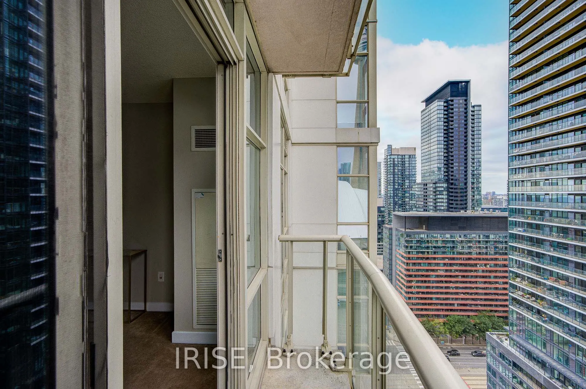 10 Navy Wharf Court #2905