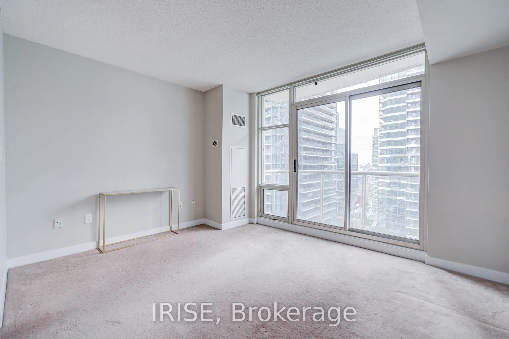 10 Navy Wharf Court #2905