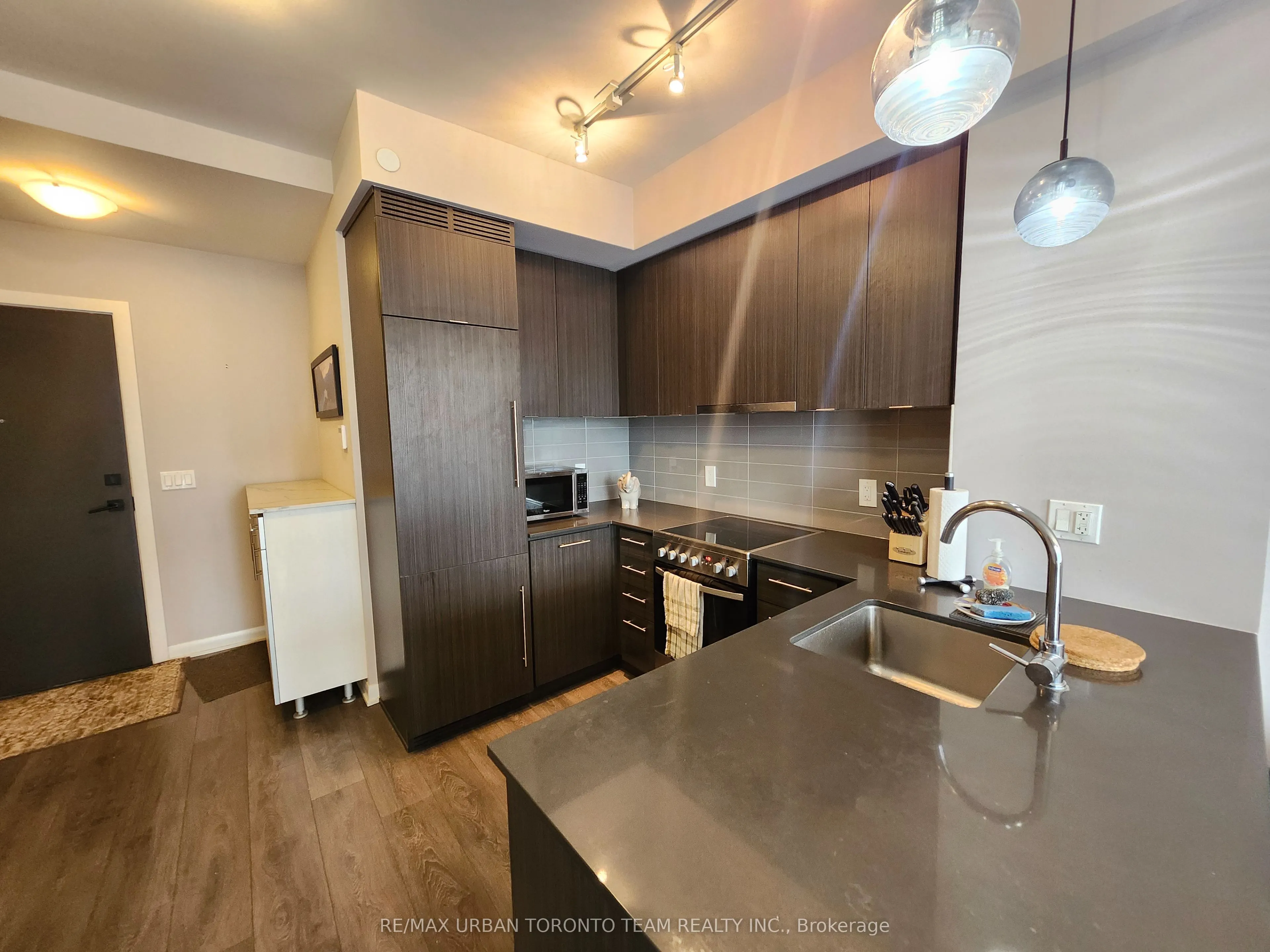 435 Richmond Street W #1505