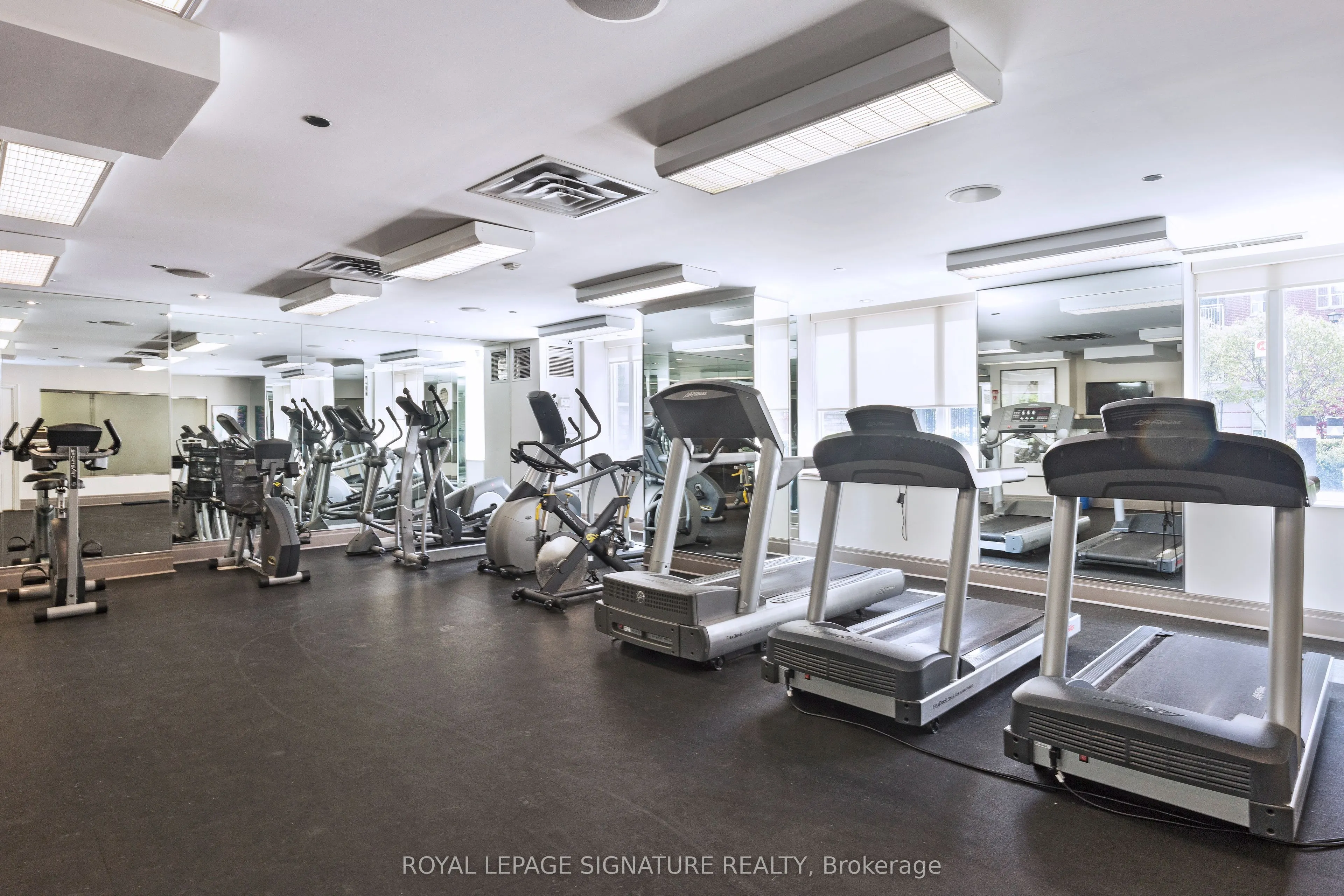 485 Rosewell Avenue #308