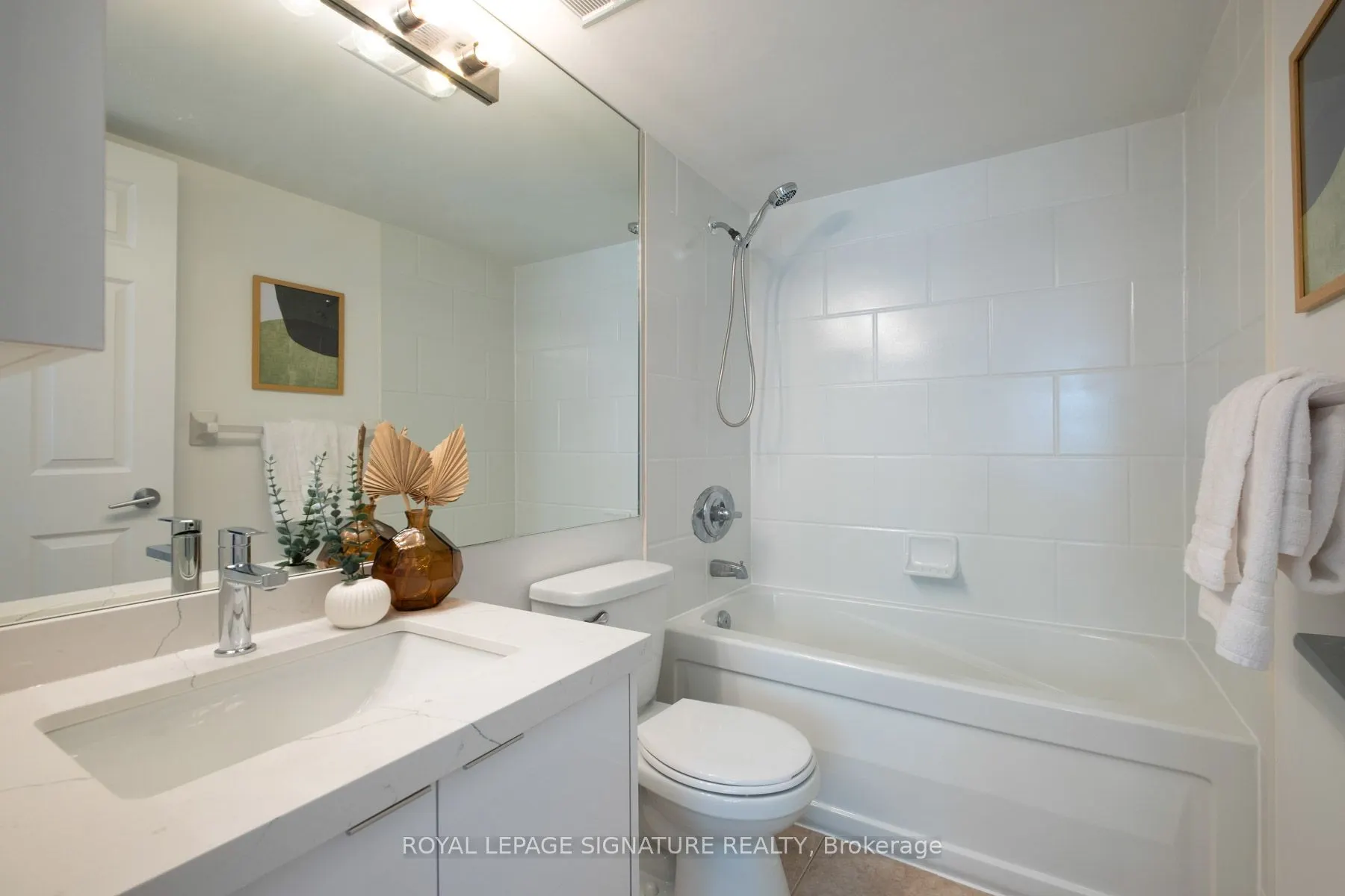 485 Rosewell Avenue #308
