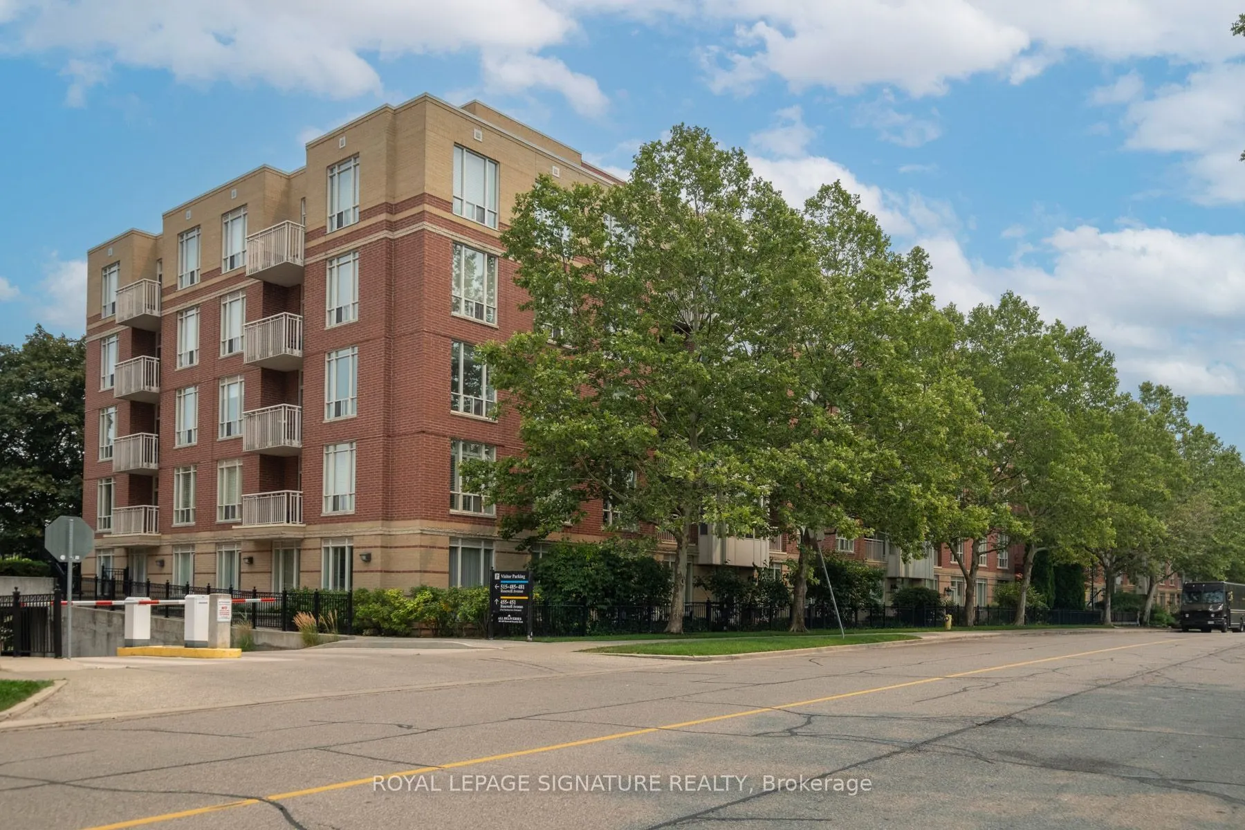485 Rosewell Avenue #308