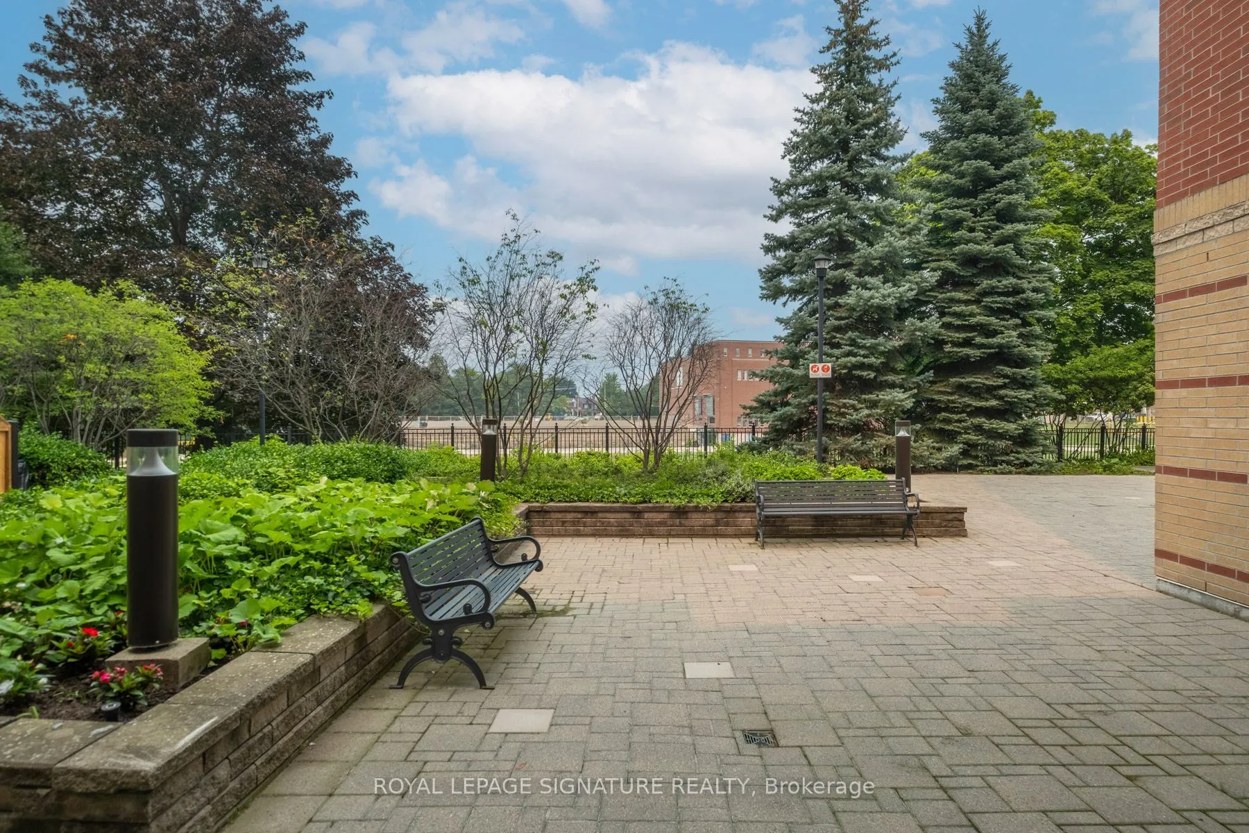 485 Rosewell Avenue #308