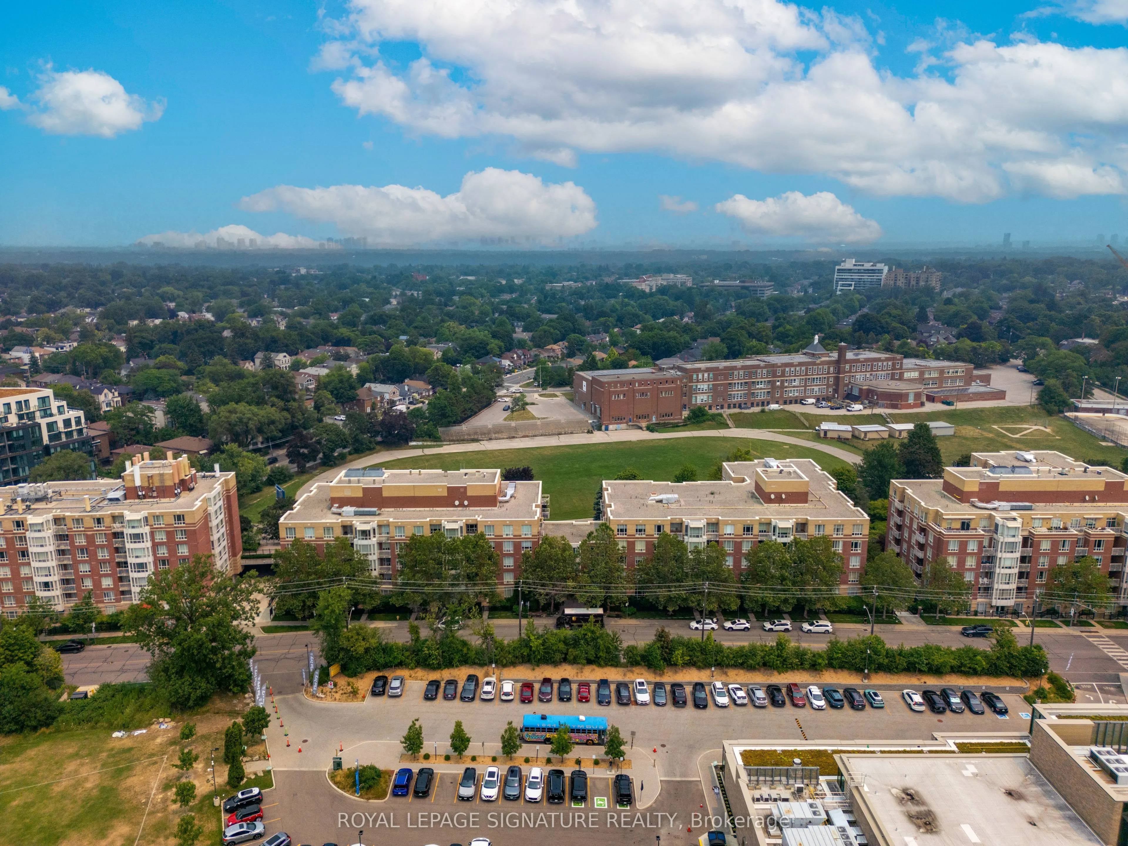 485 Rosewell Avenue #308