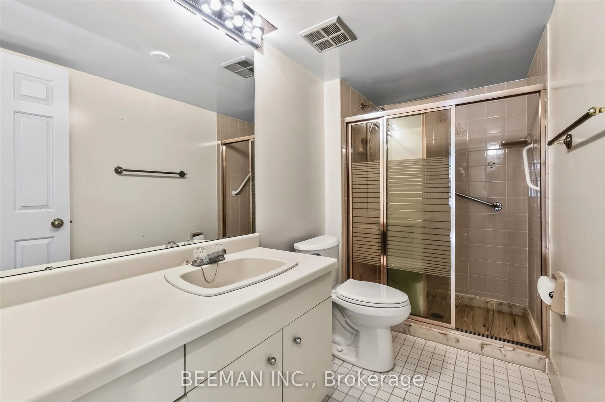 255 The Donway W #115