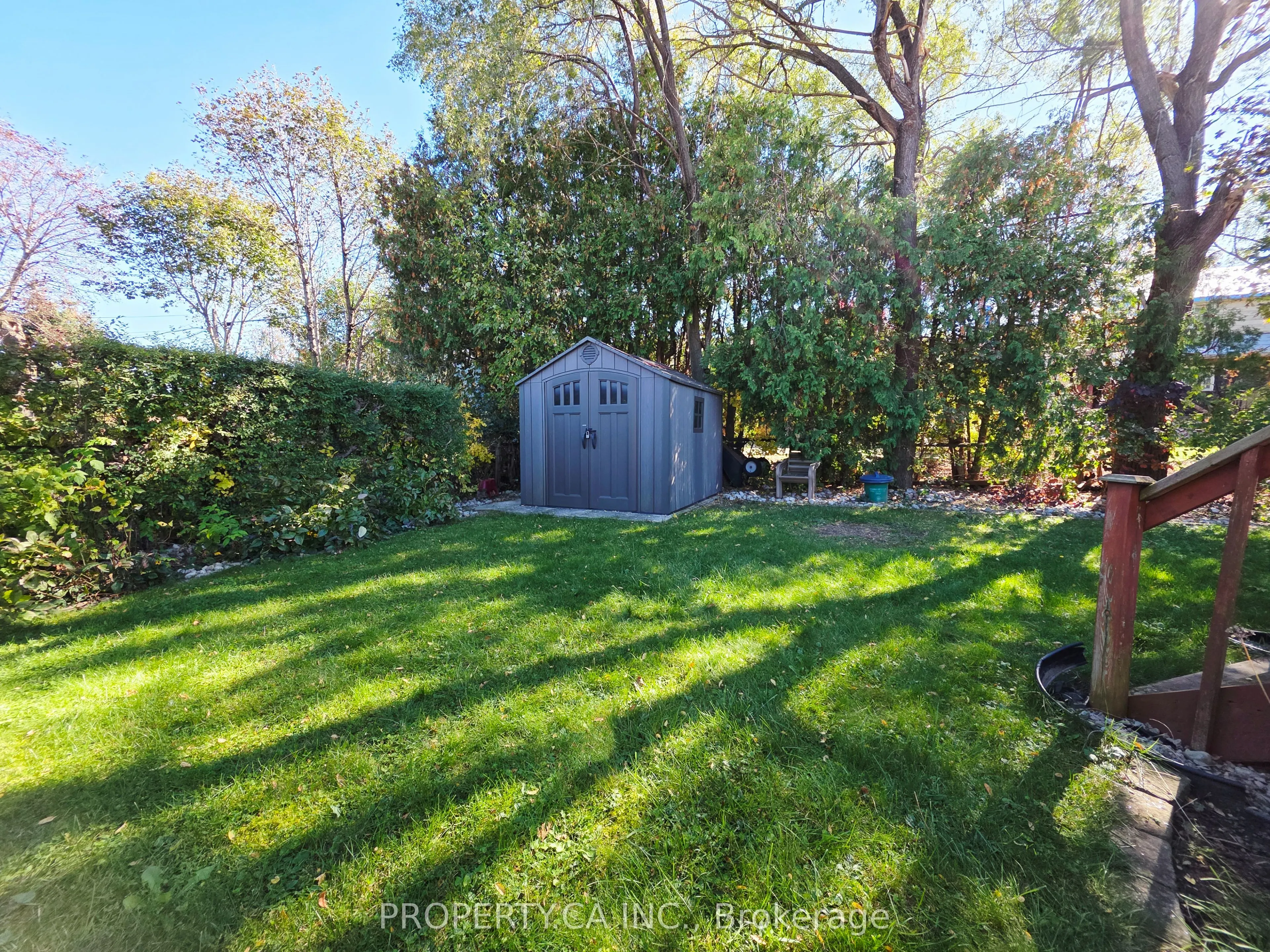 205 Searle Avenue