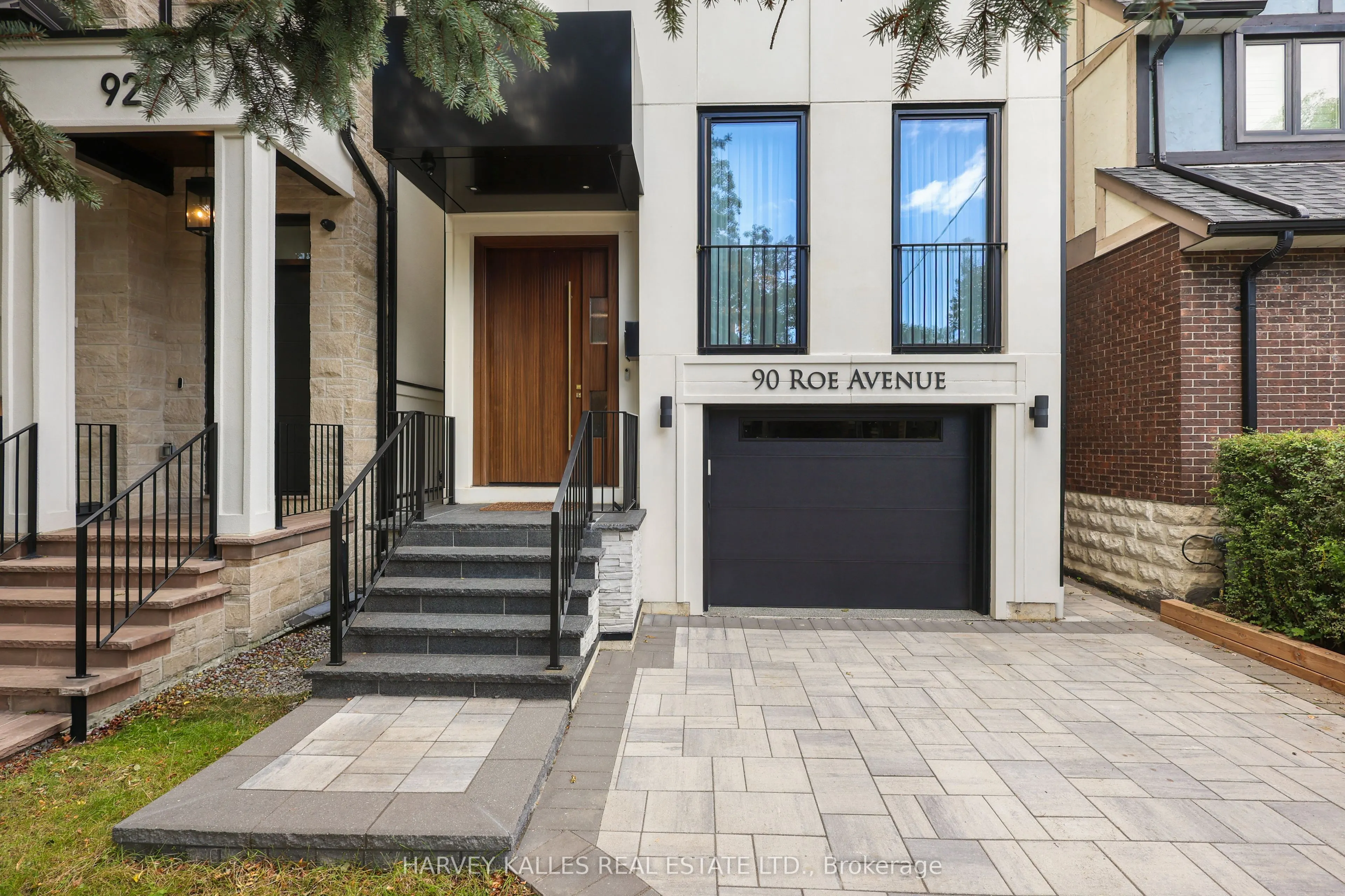 90 Roe Avenue