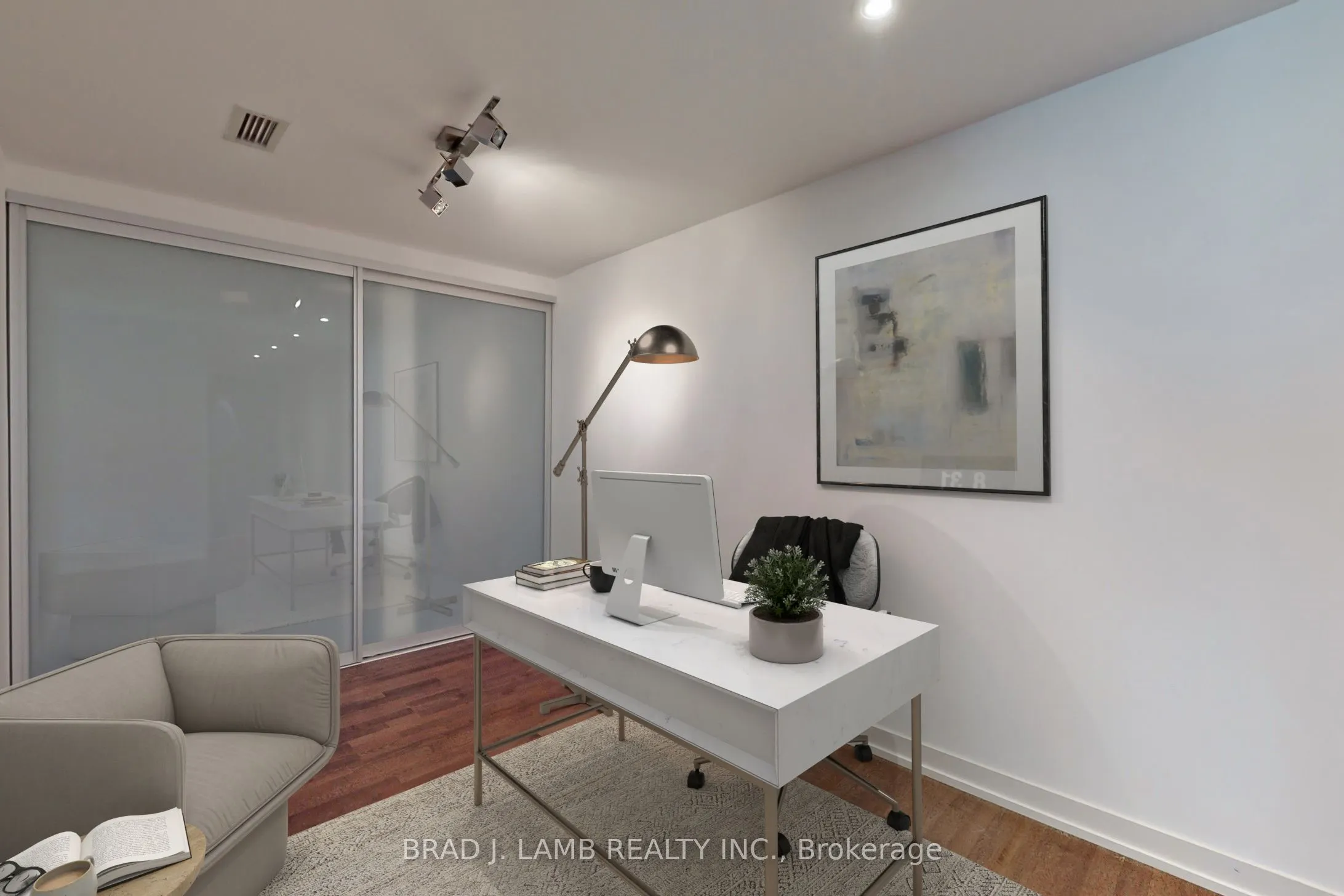650 King Street #513