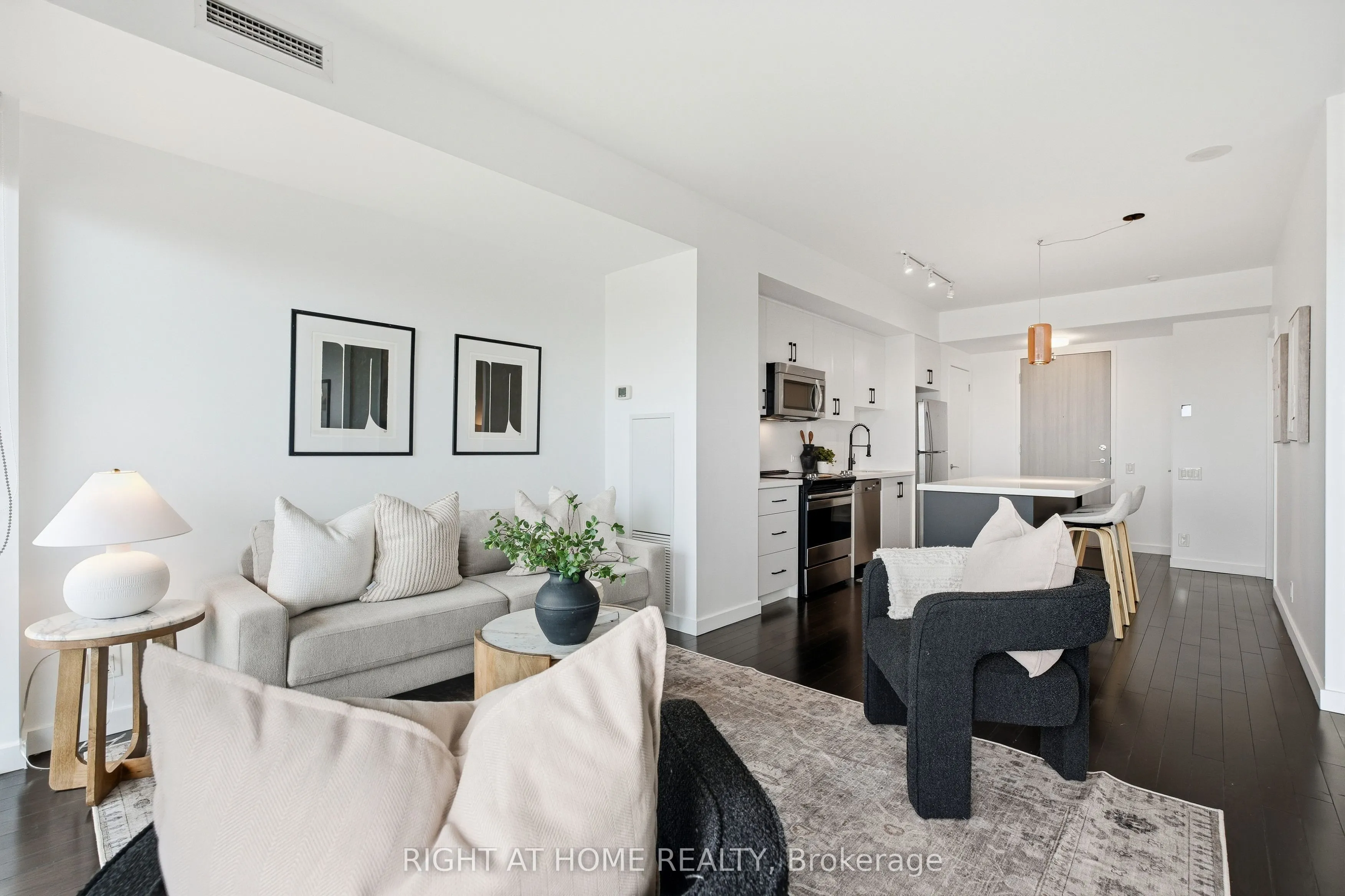 390 Cherry Street #1708