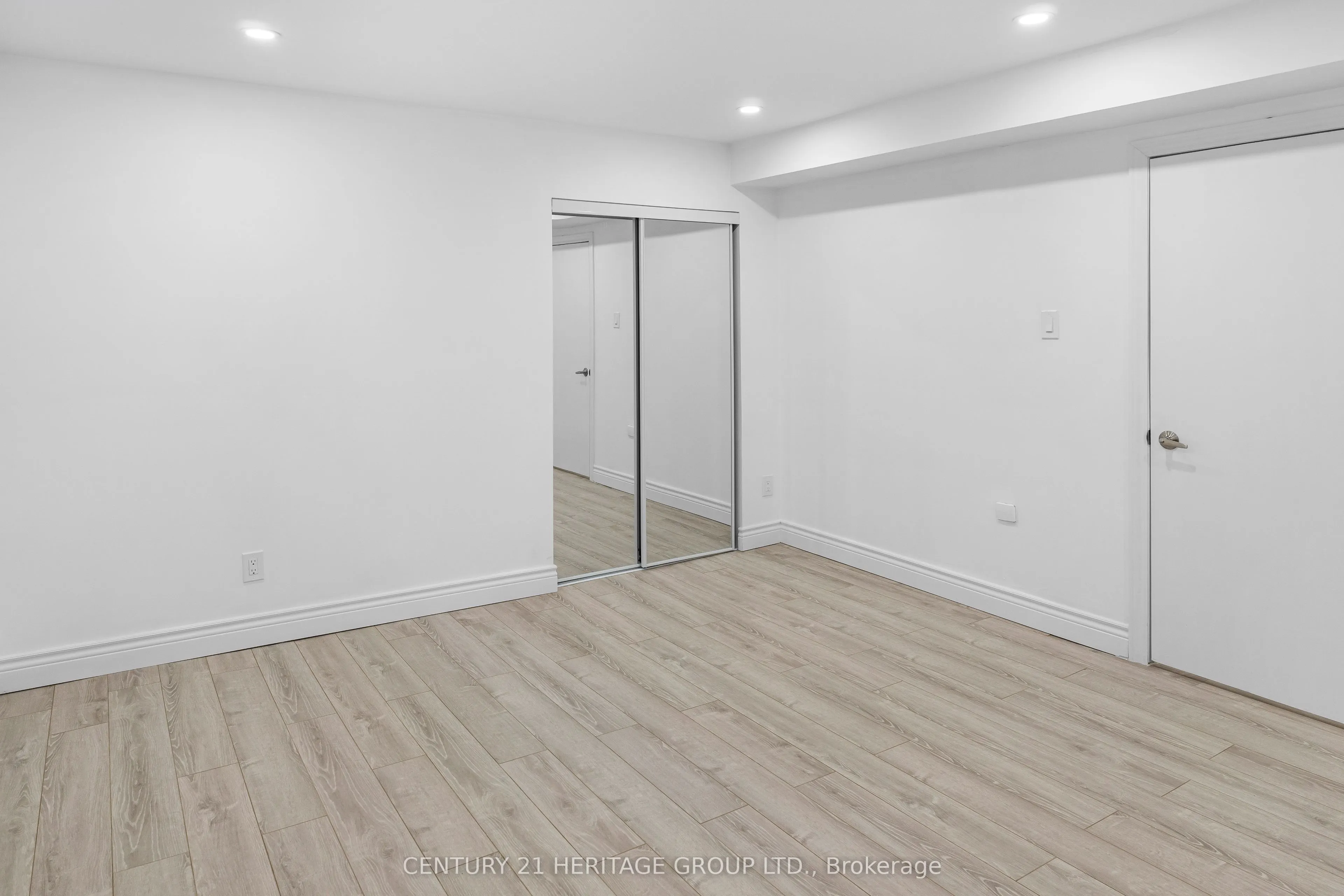 94 Charlton Boulevard #Basement