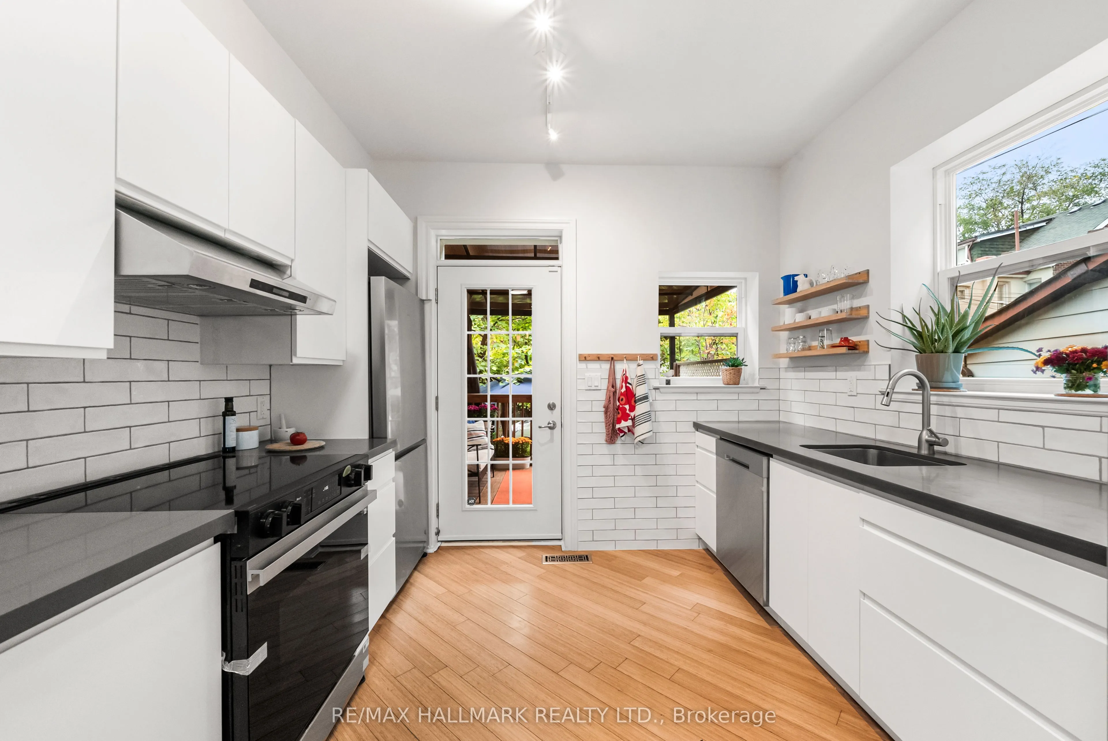 628 Ossington Avenue