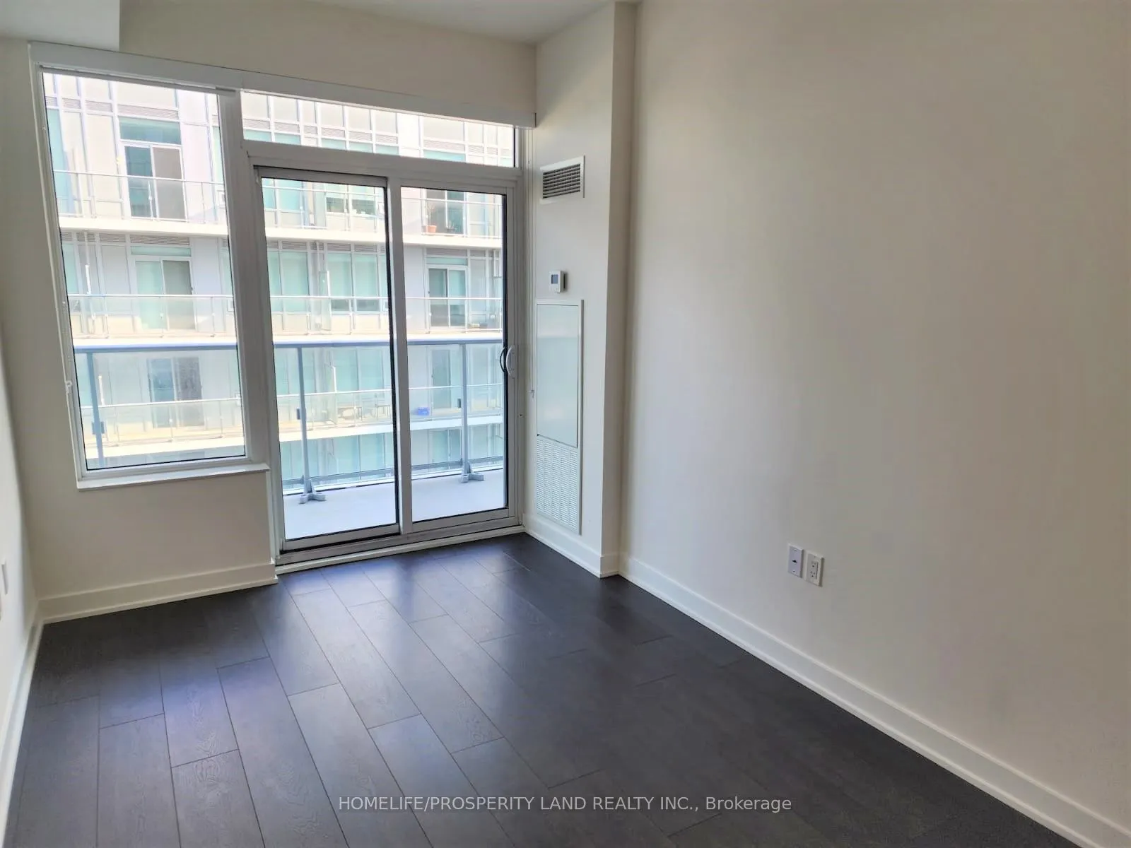 99 Broadway Avenue #Lph06
