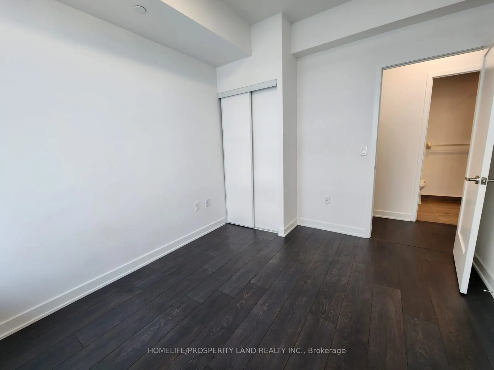 99 Broadway Avenue #Lph06