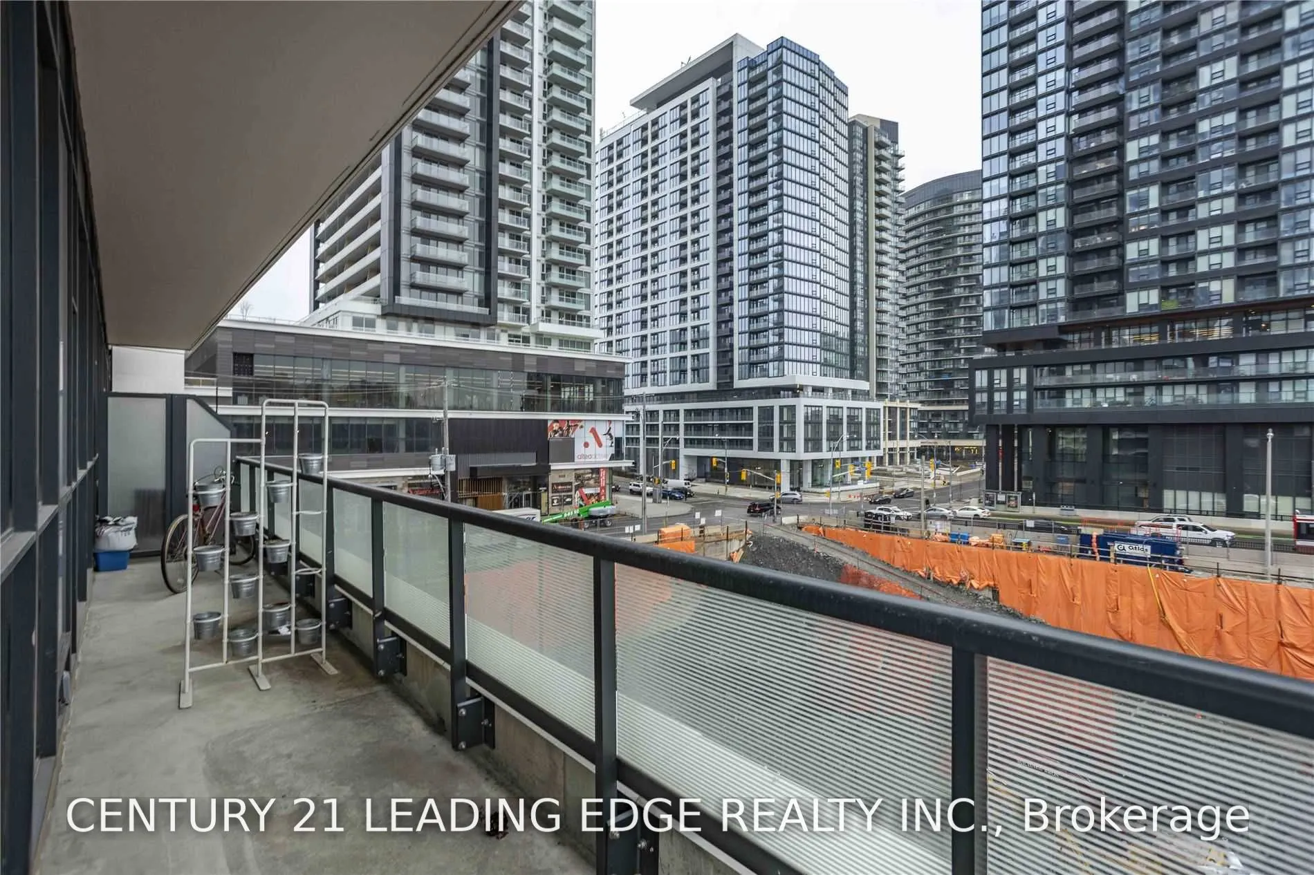 50 Ordnance Street #307