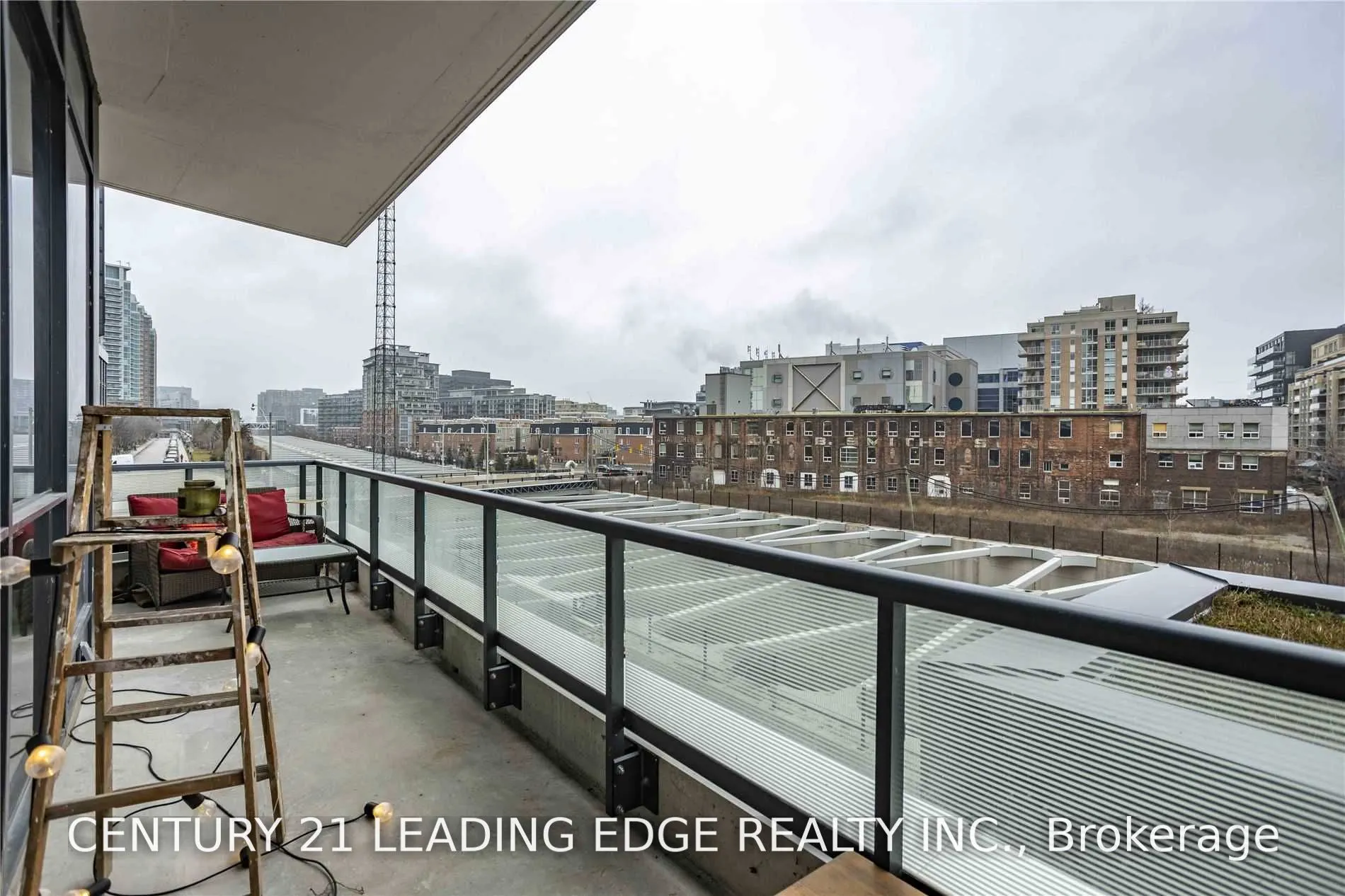 50 Ordnance Street #307