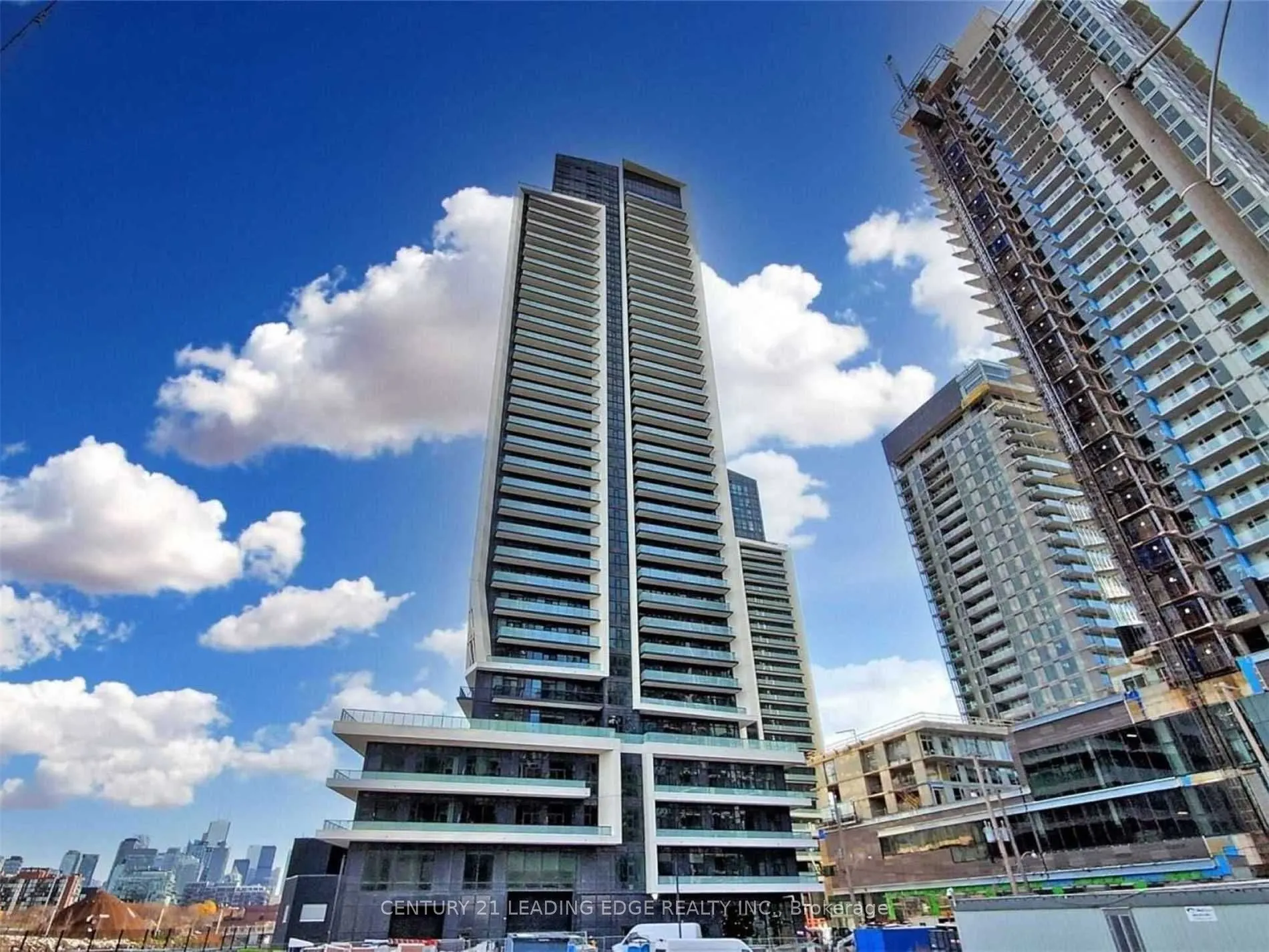 50 Ordnance Street #307