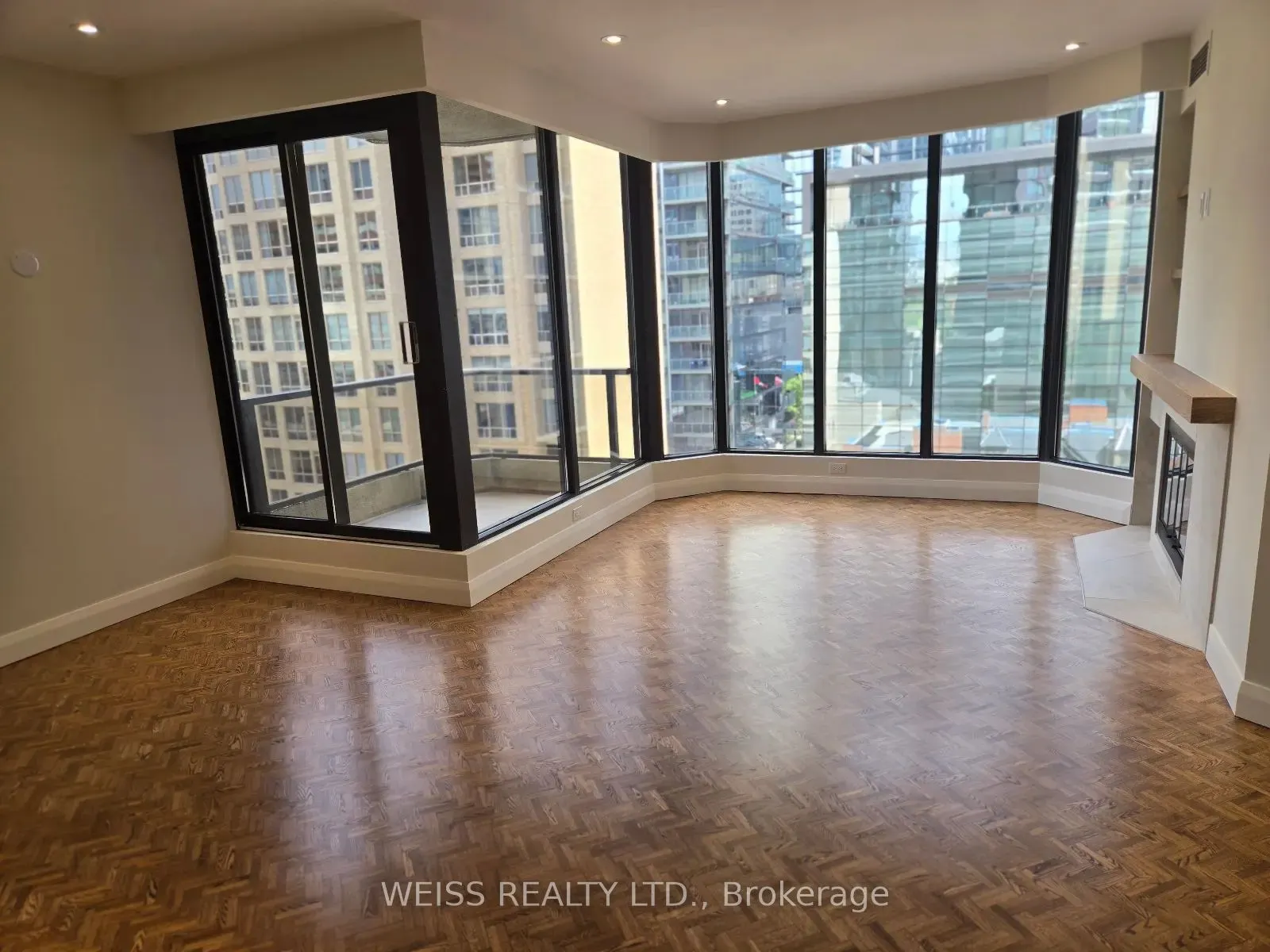 1331 Bay Street SE #904