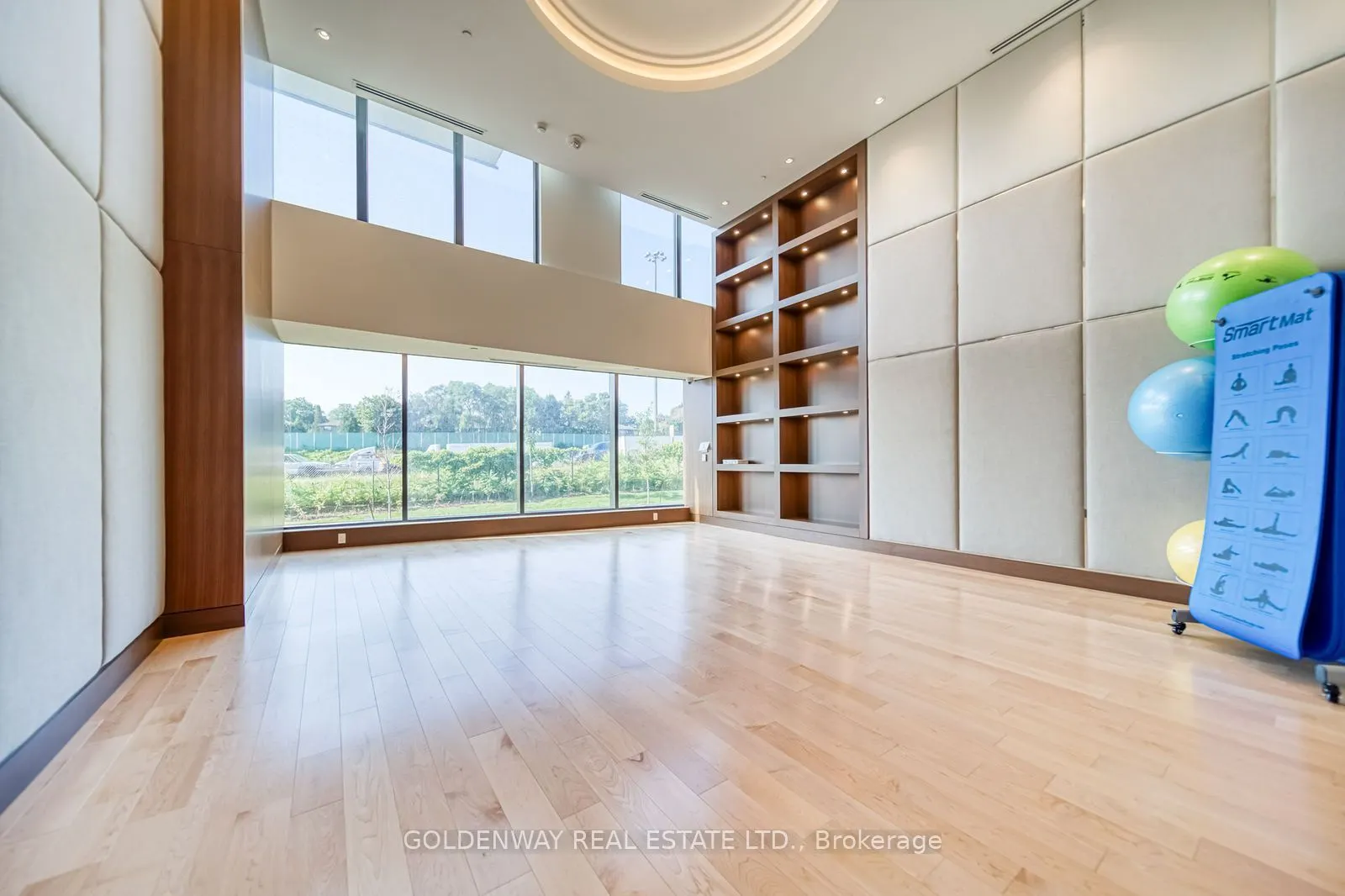 85 McMahon Drive #2109