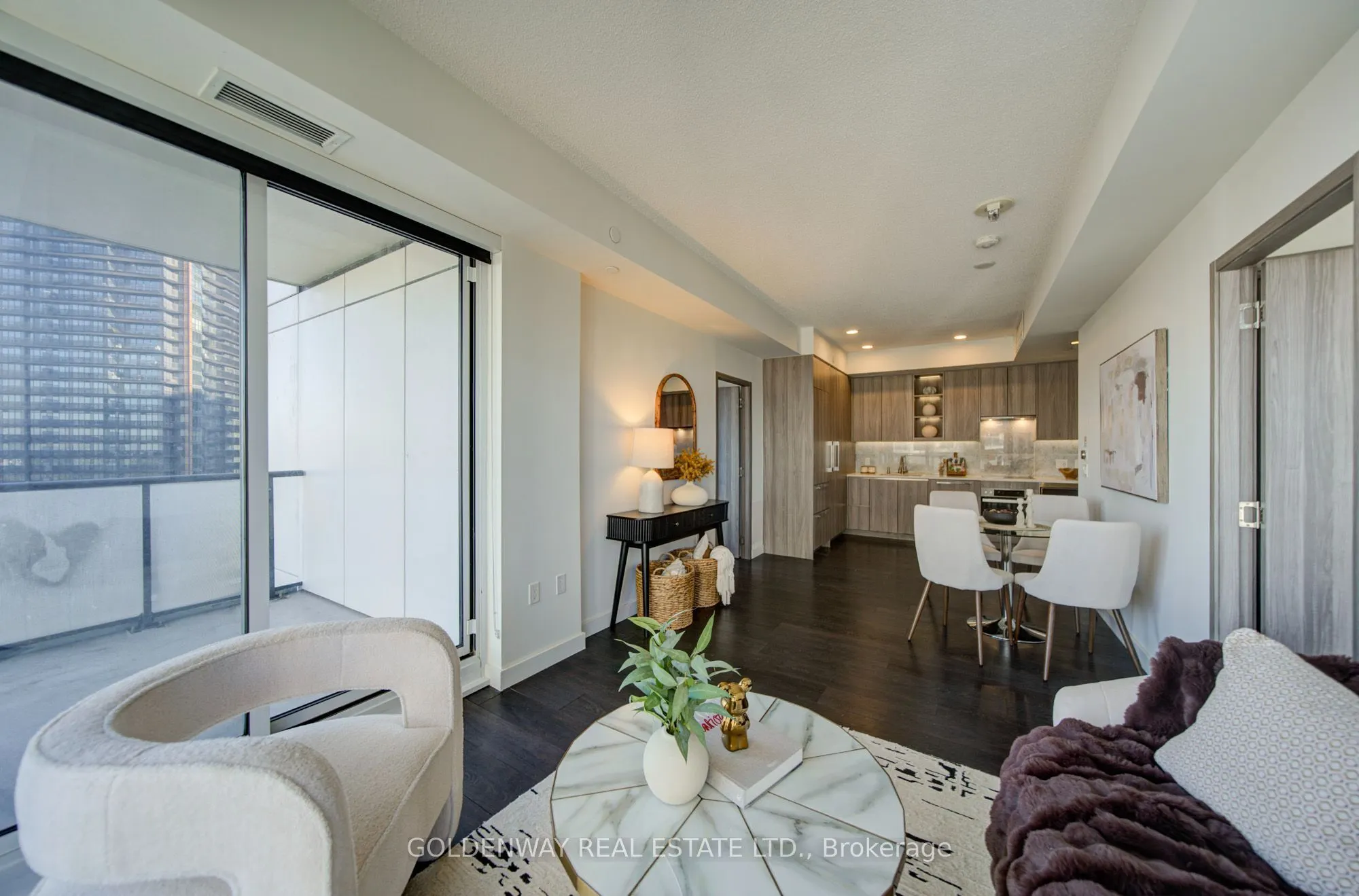 85 McMahon Drive #2109
