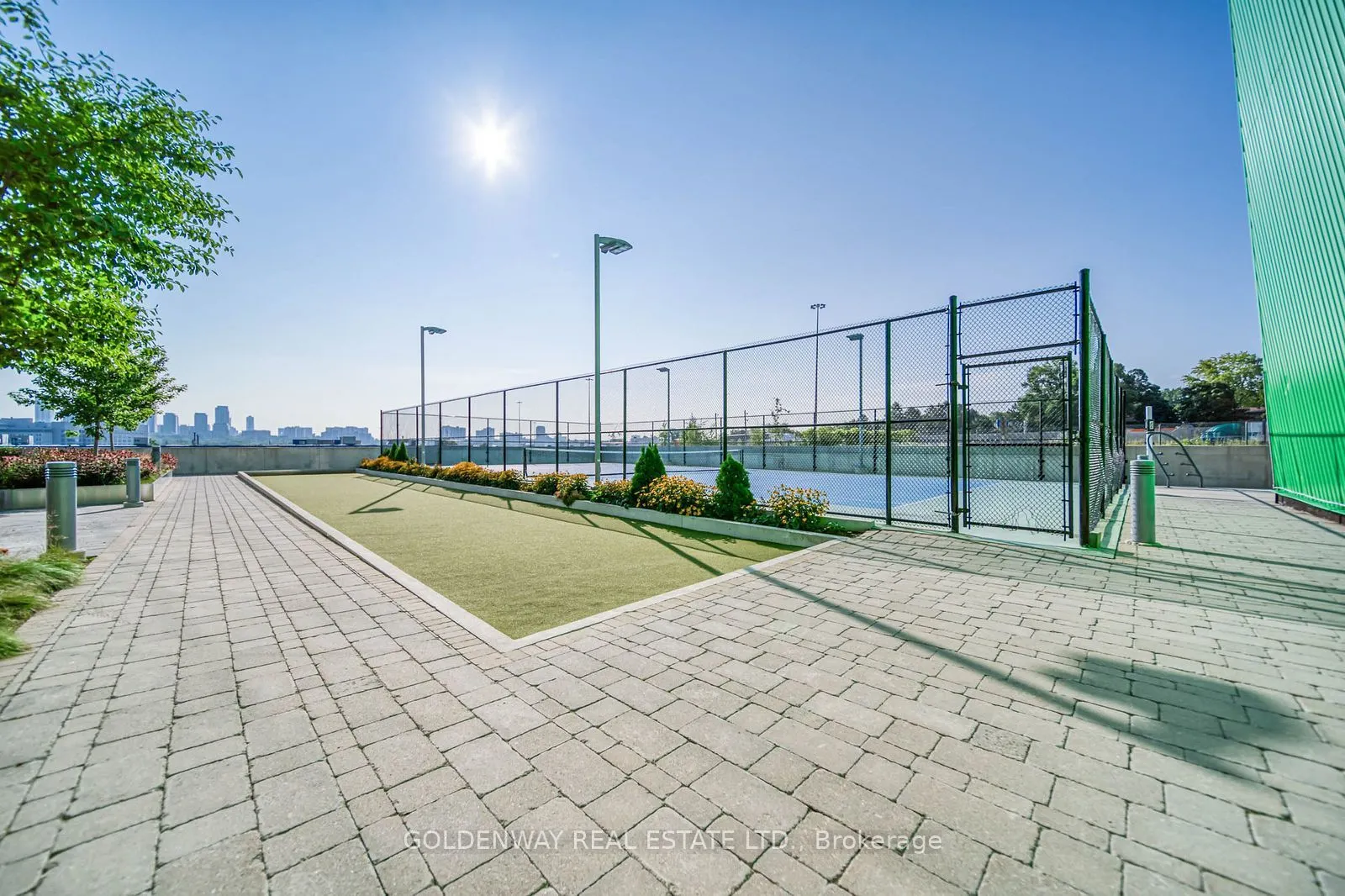 85 McMahon Drive #2109