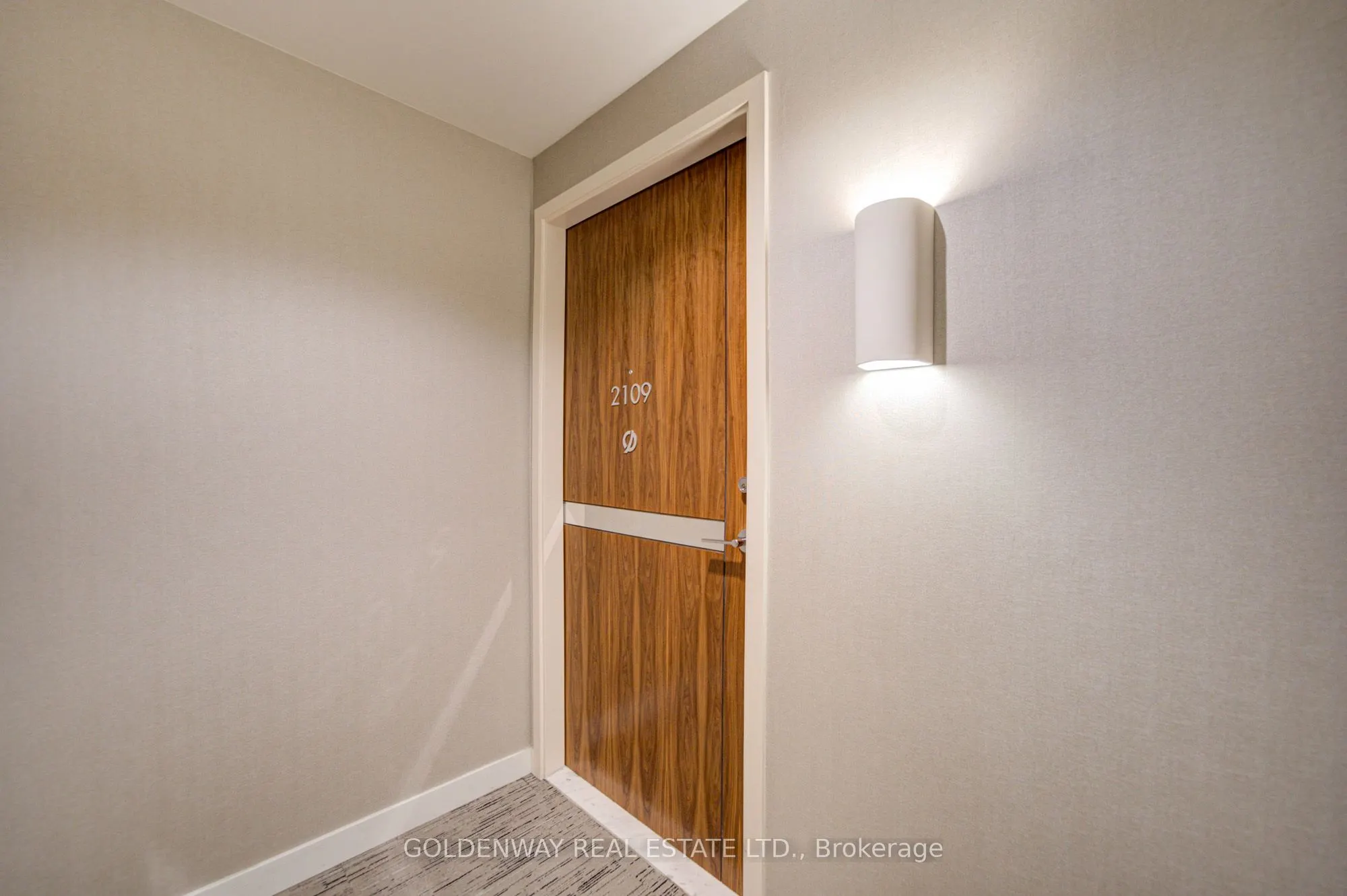 85 McMahon Drive #2109
