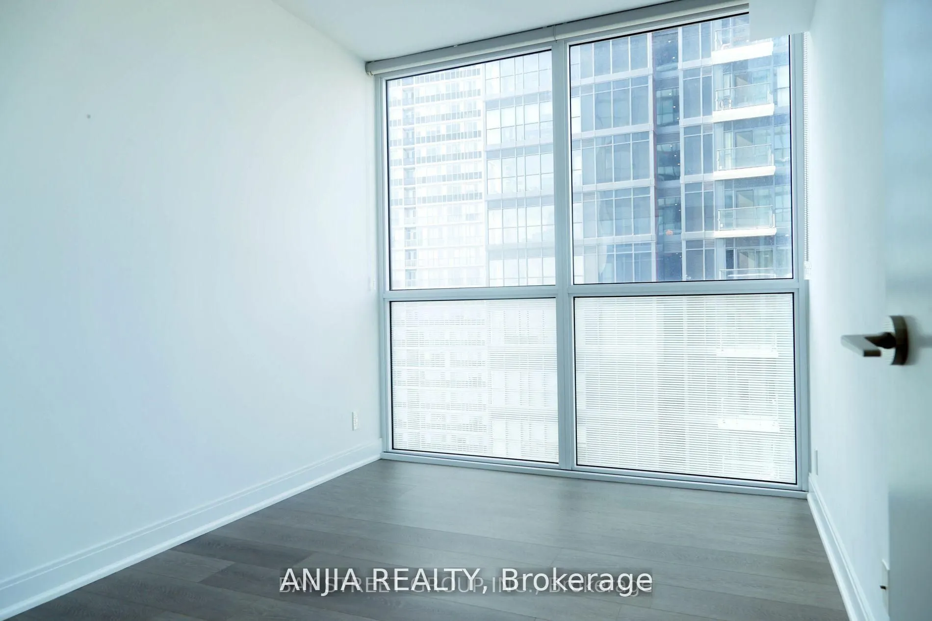 181 Dundas Street E #2711-1BR