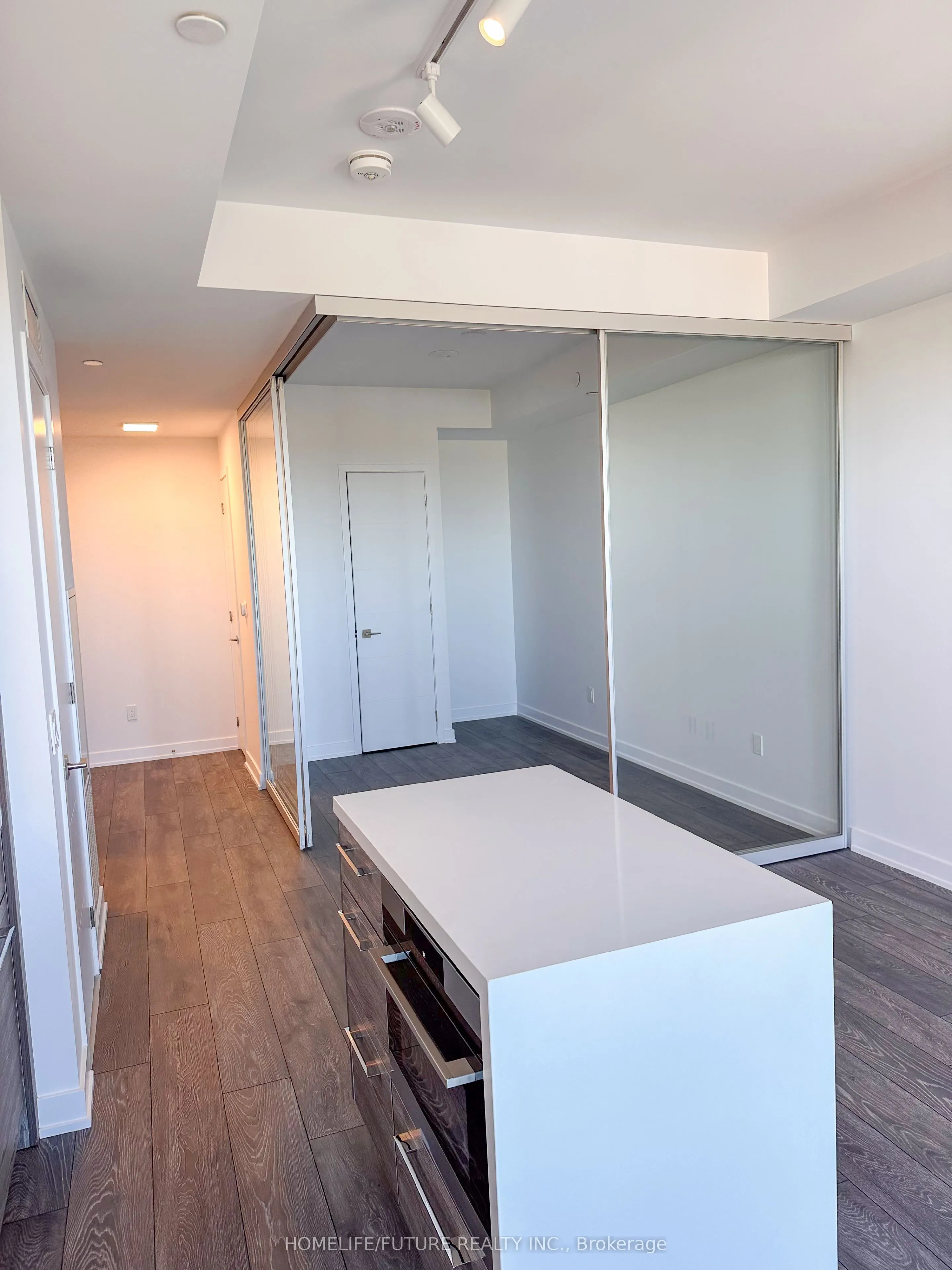 29 Green Trail #1807