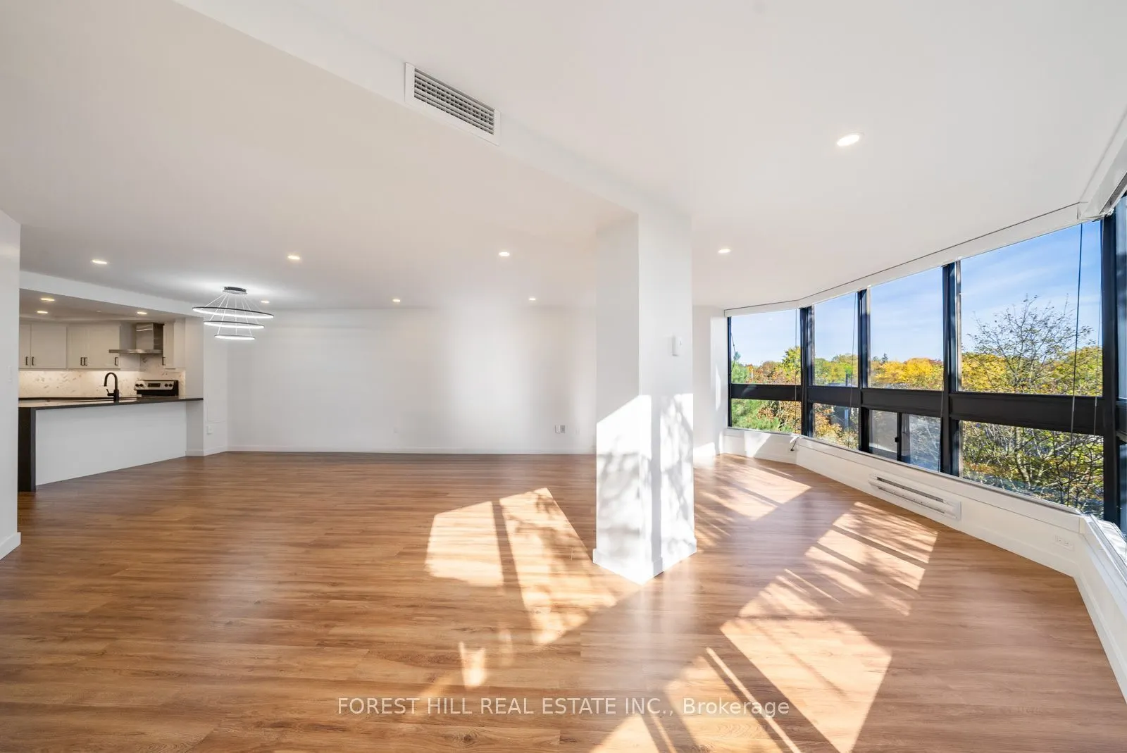 10 Kenneth Avenue #509