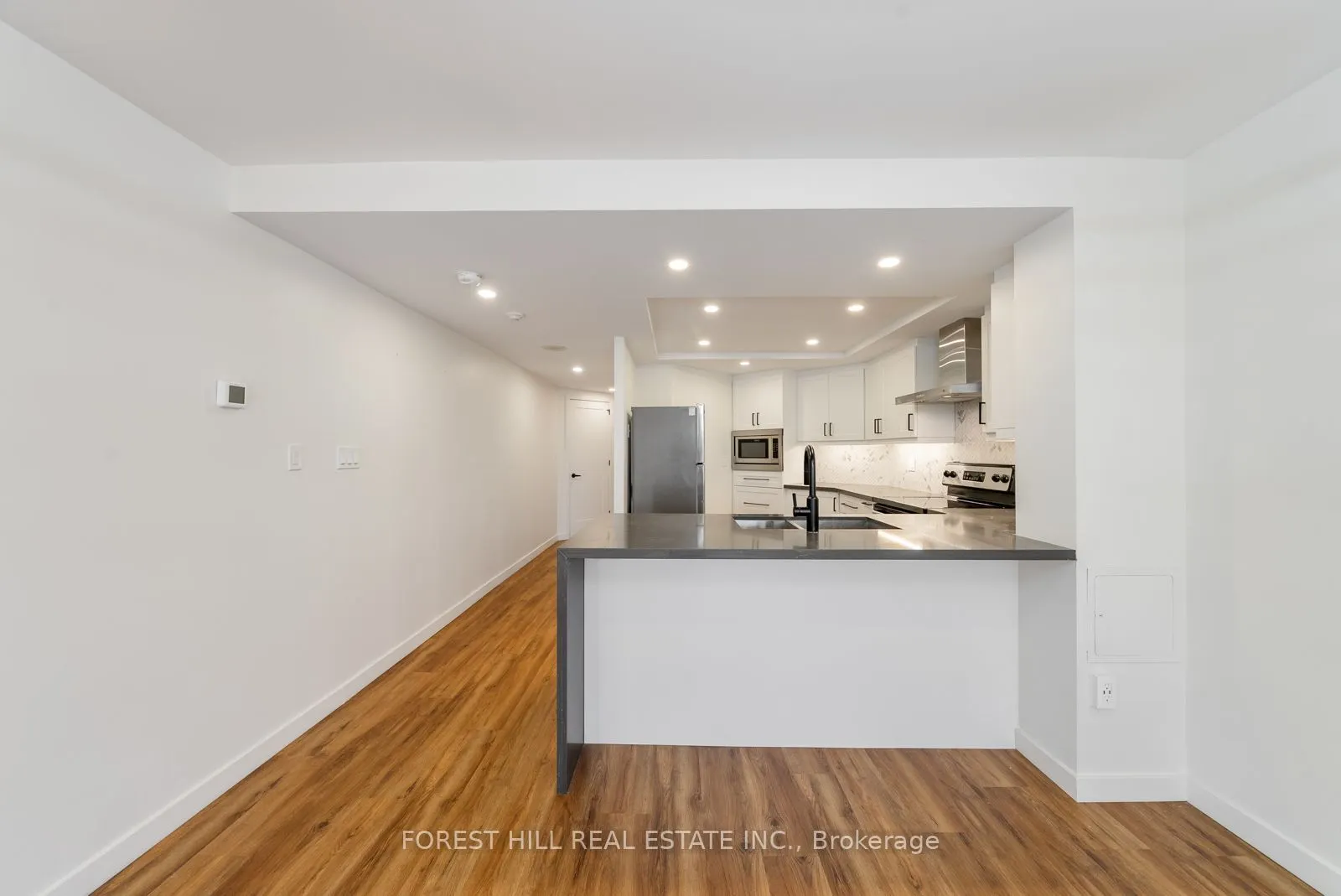 10 Kenneth Avenue #509