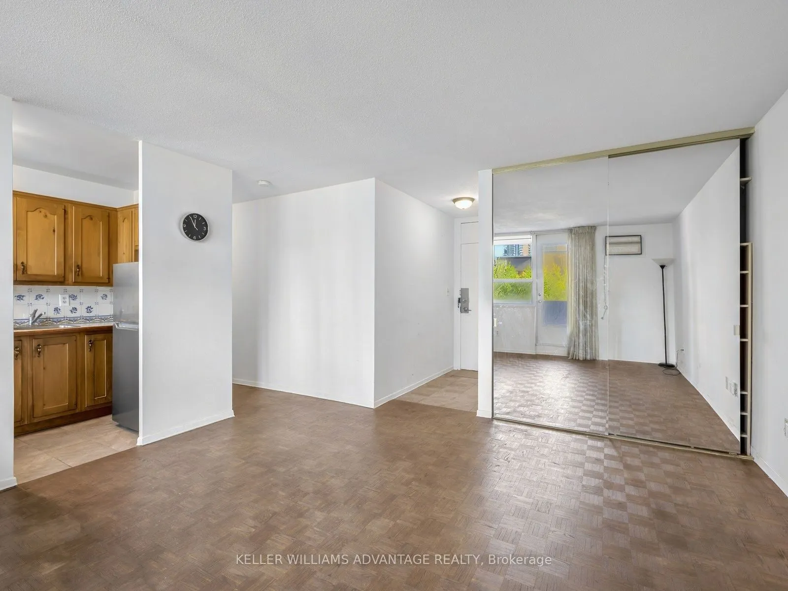 40 Homewood Avenue #807