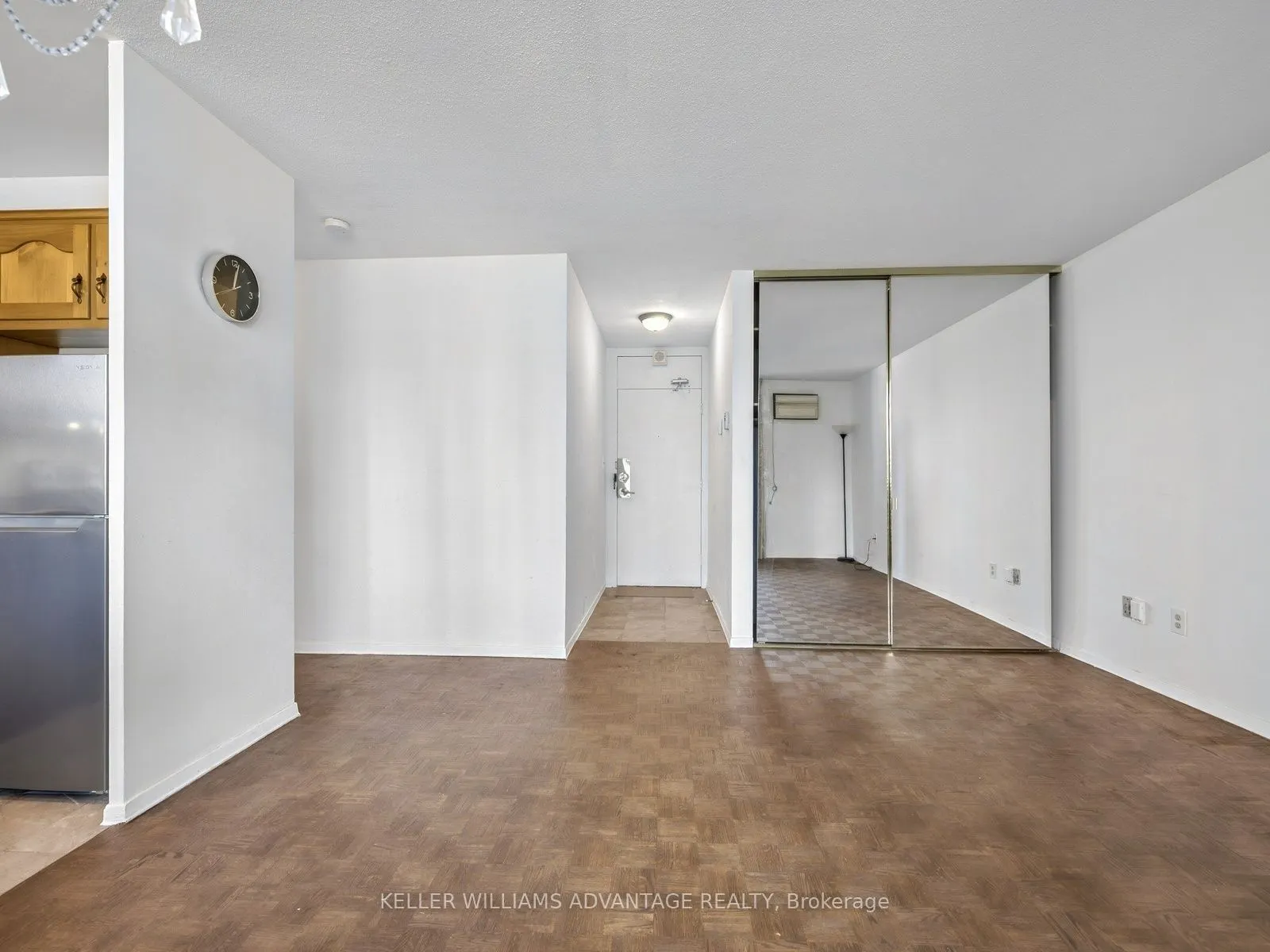 40 Homewood Avenue #807