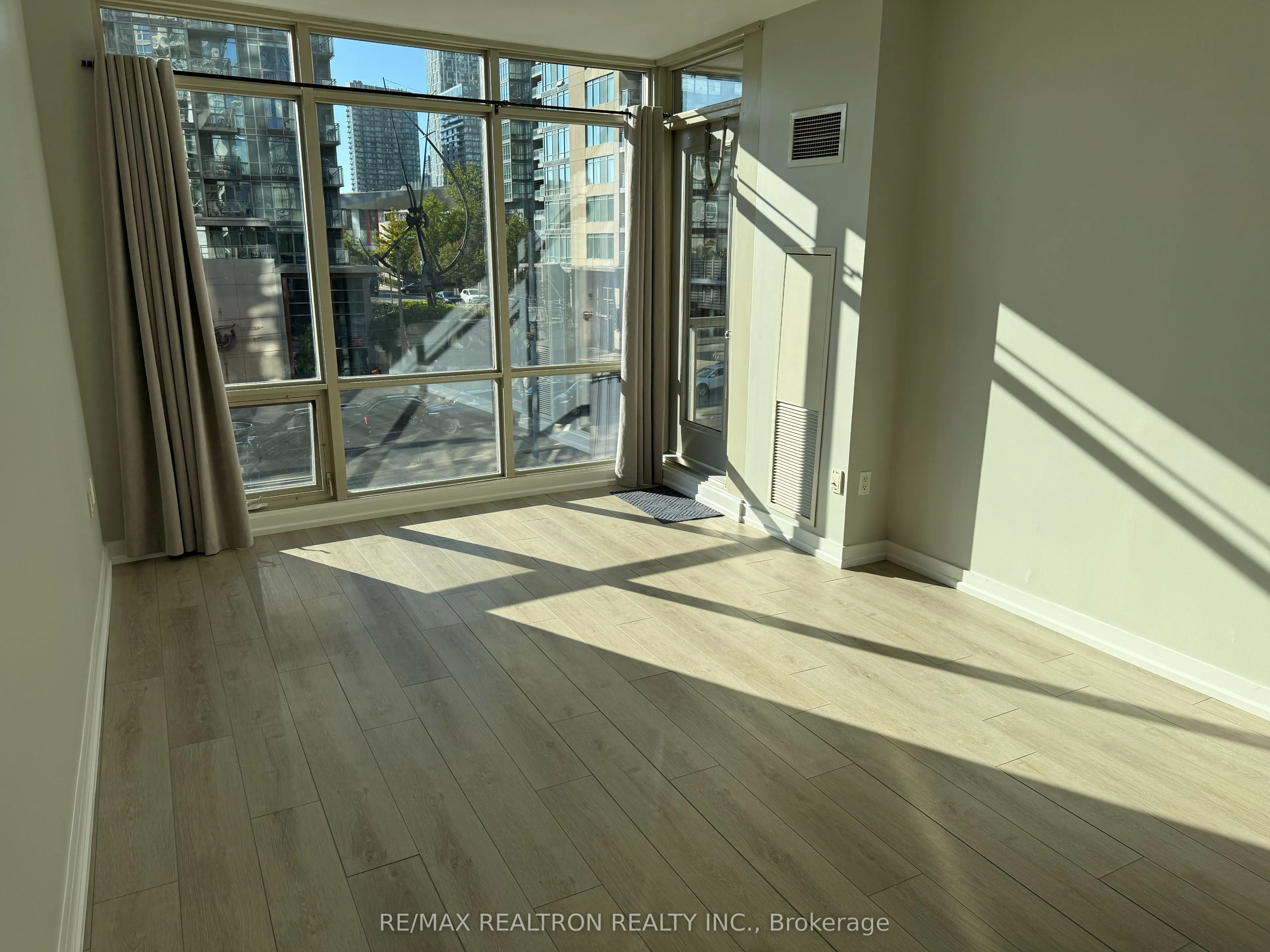 35 Mariner Terrace #202