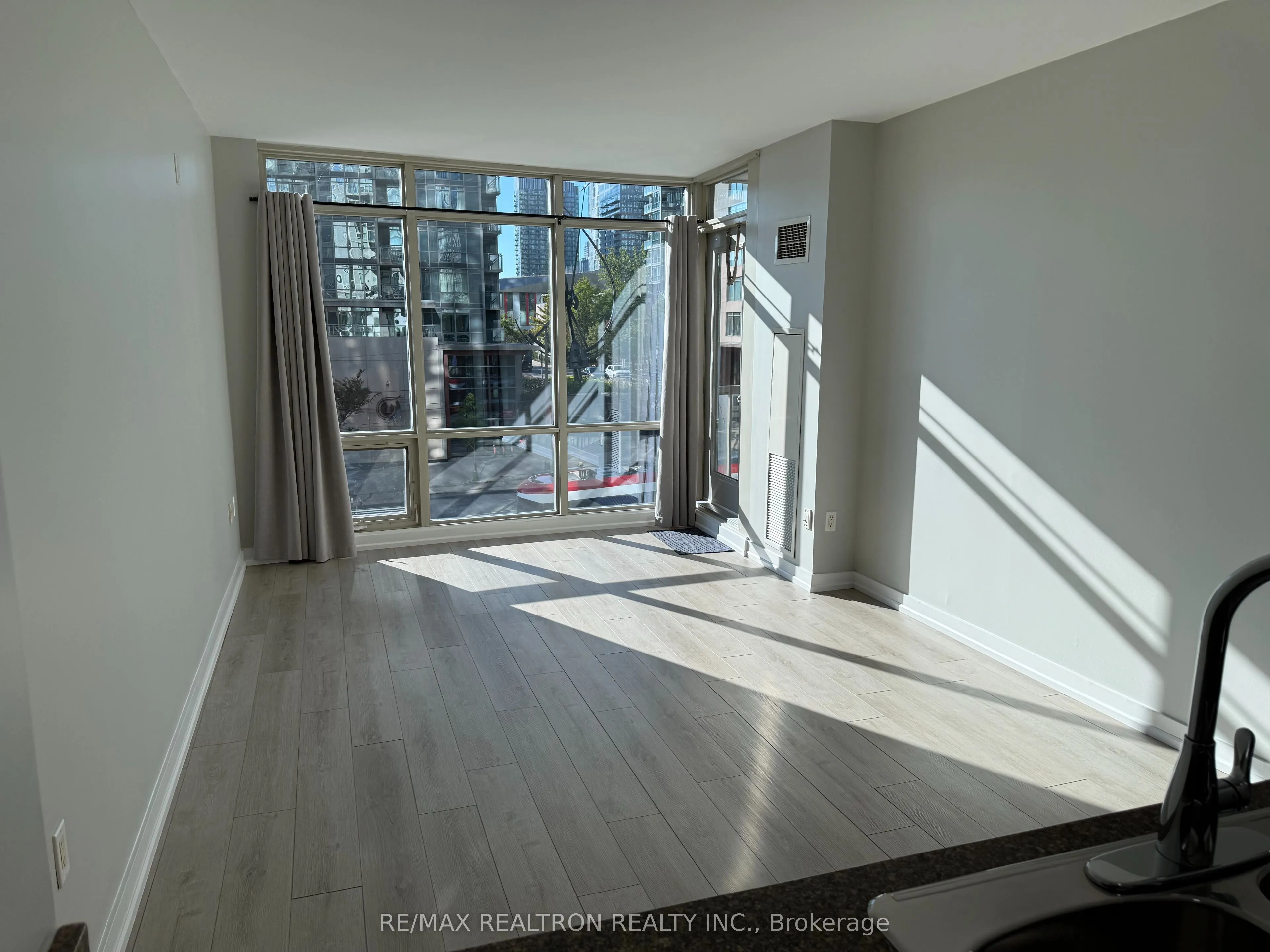 35 Mariner Terrace #202