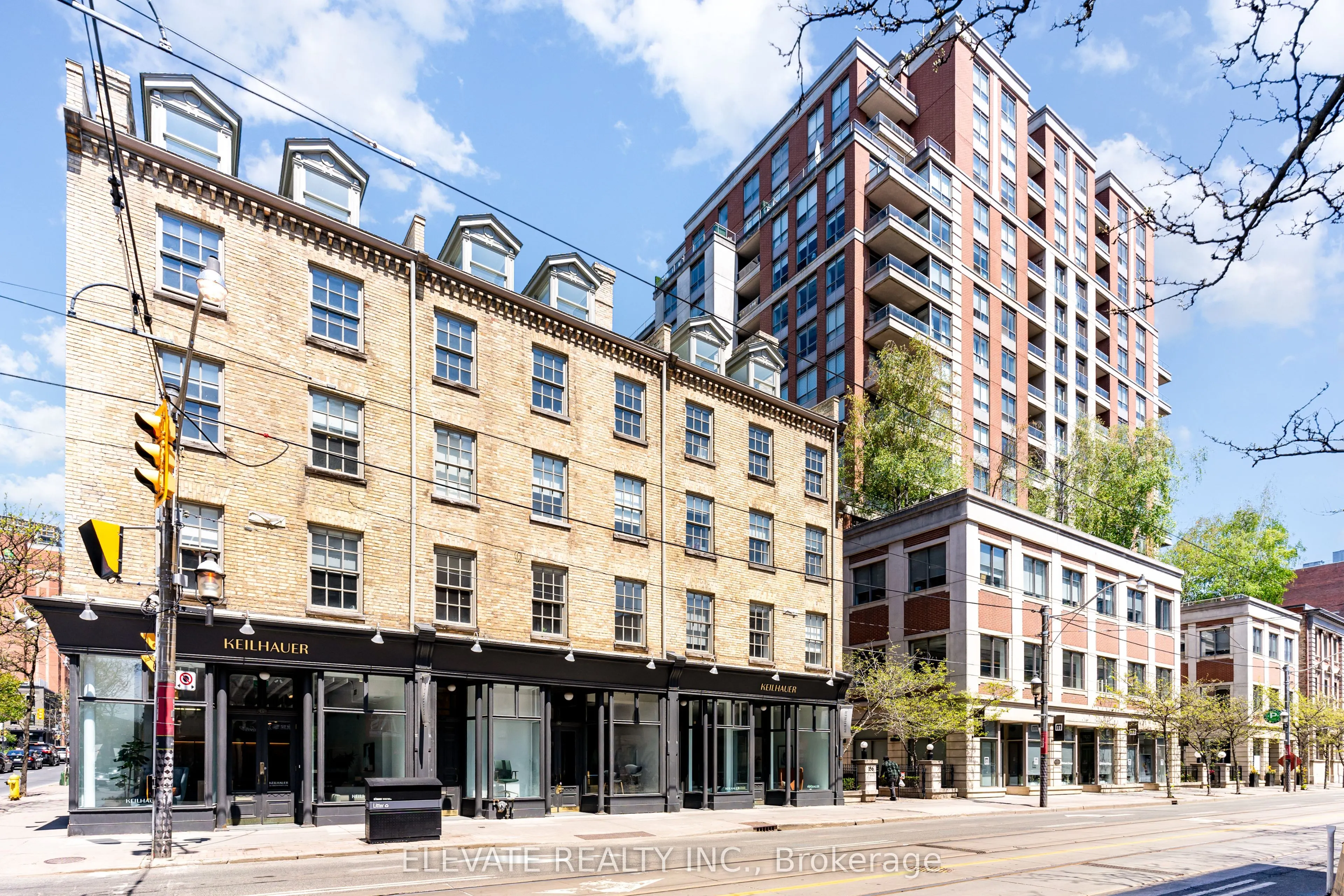 168 King Street E #802